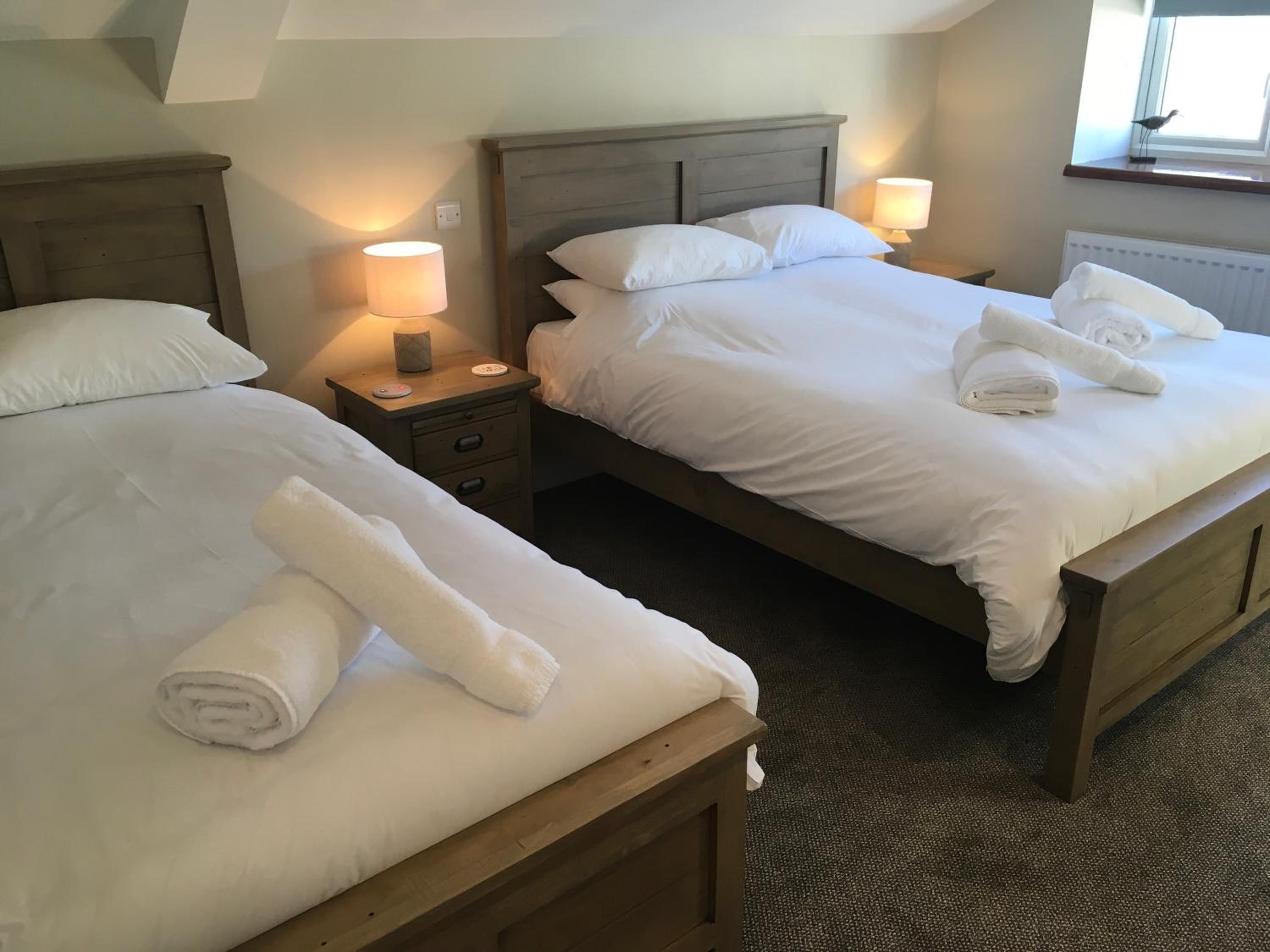 Deluxe King Room photo 1