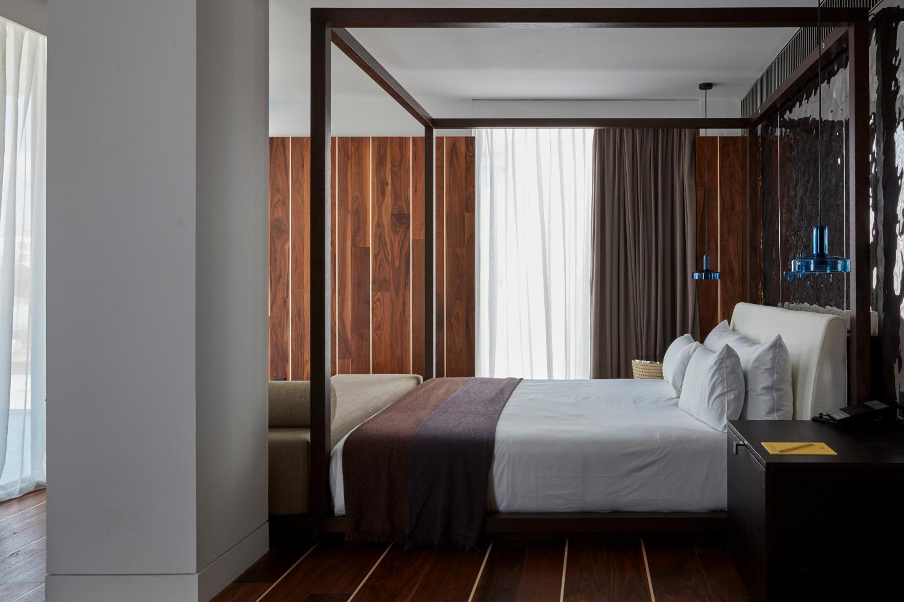Habitación Doble Deluxe Grande con Balcón