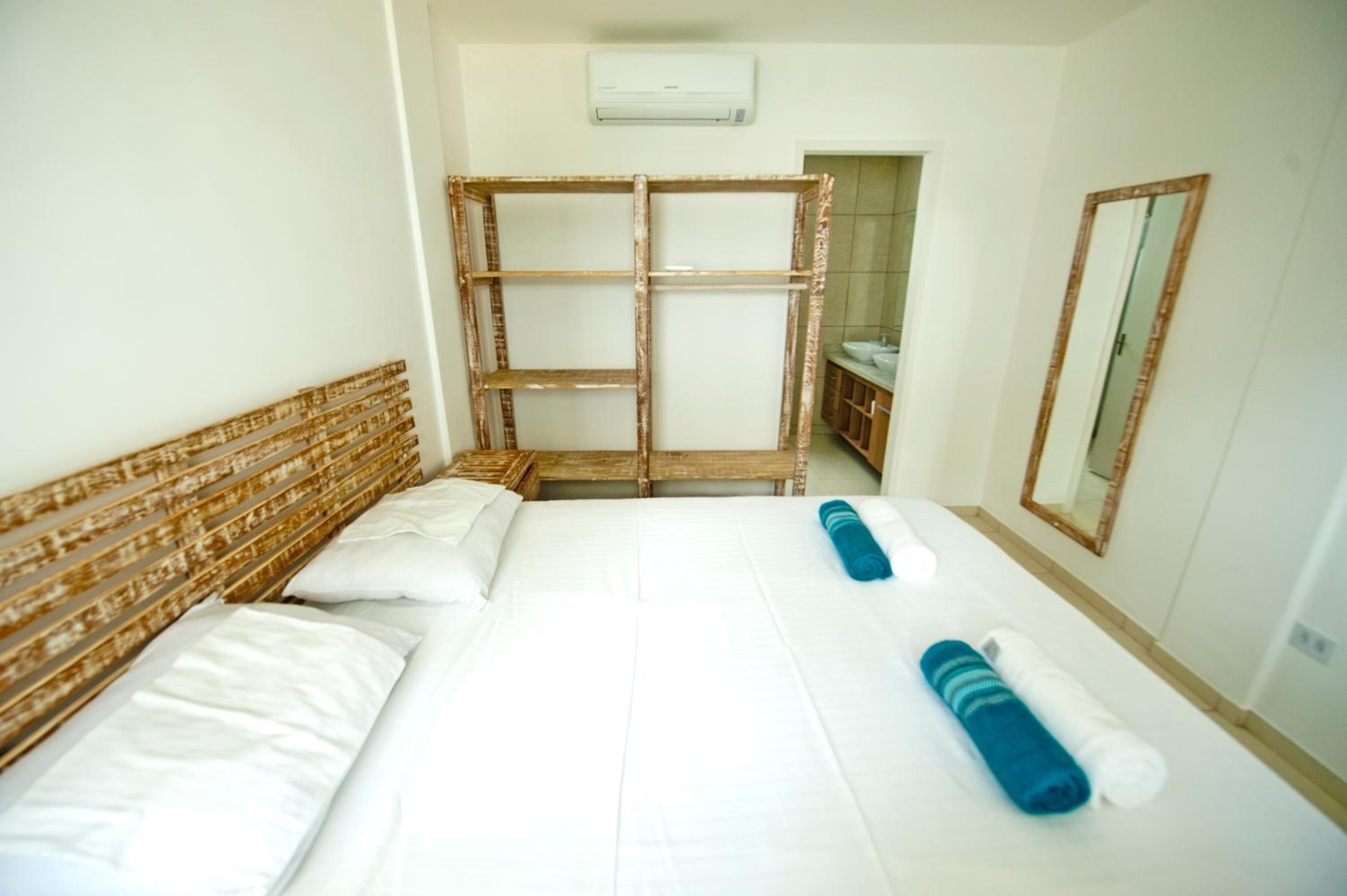 Apartment with Pool View  photo 2
