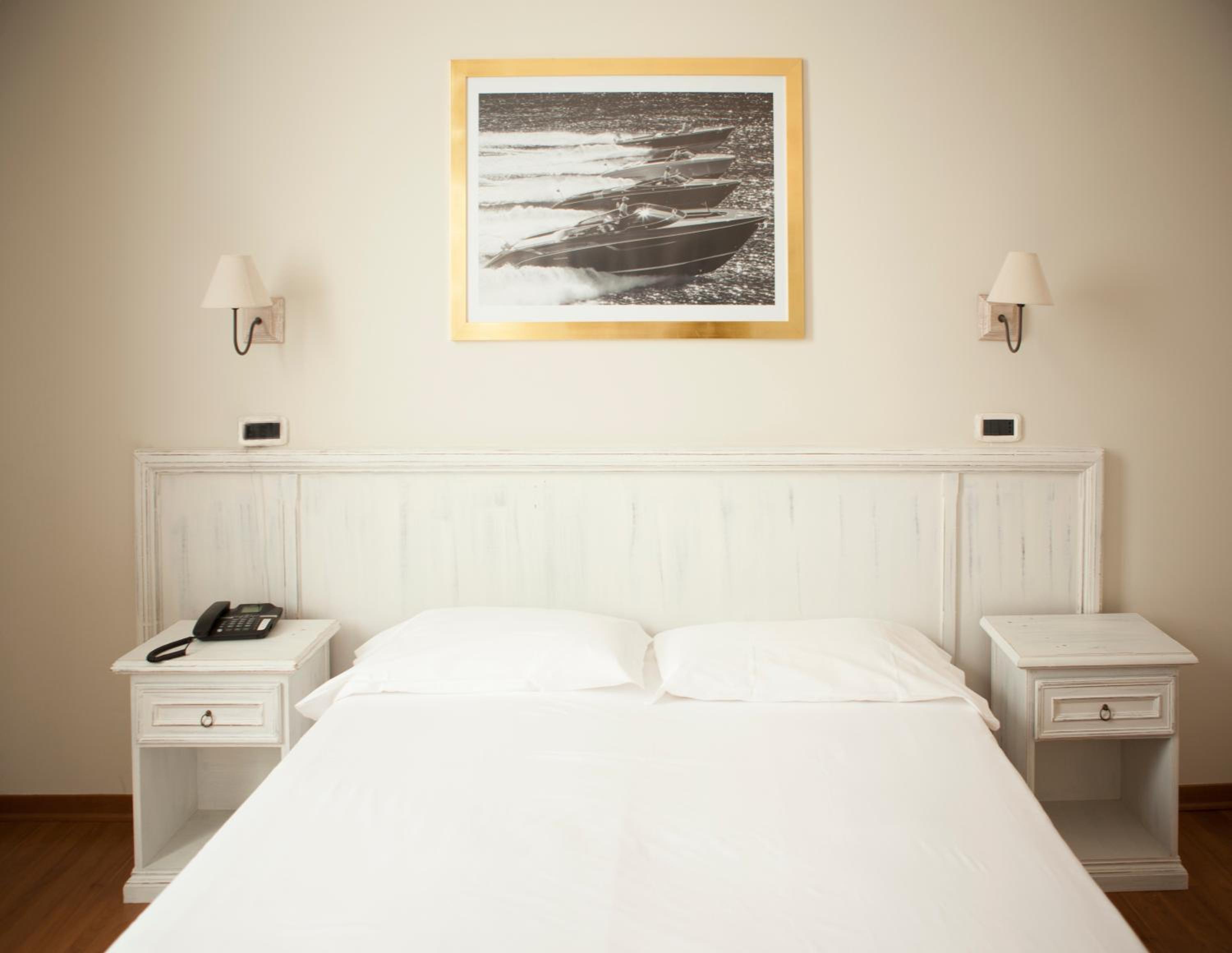 Standard Double Room - Photo 4