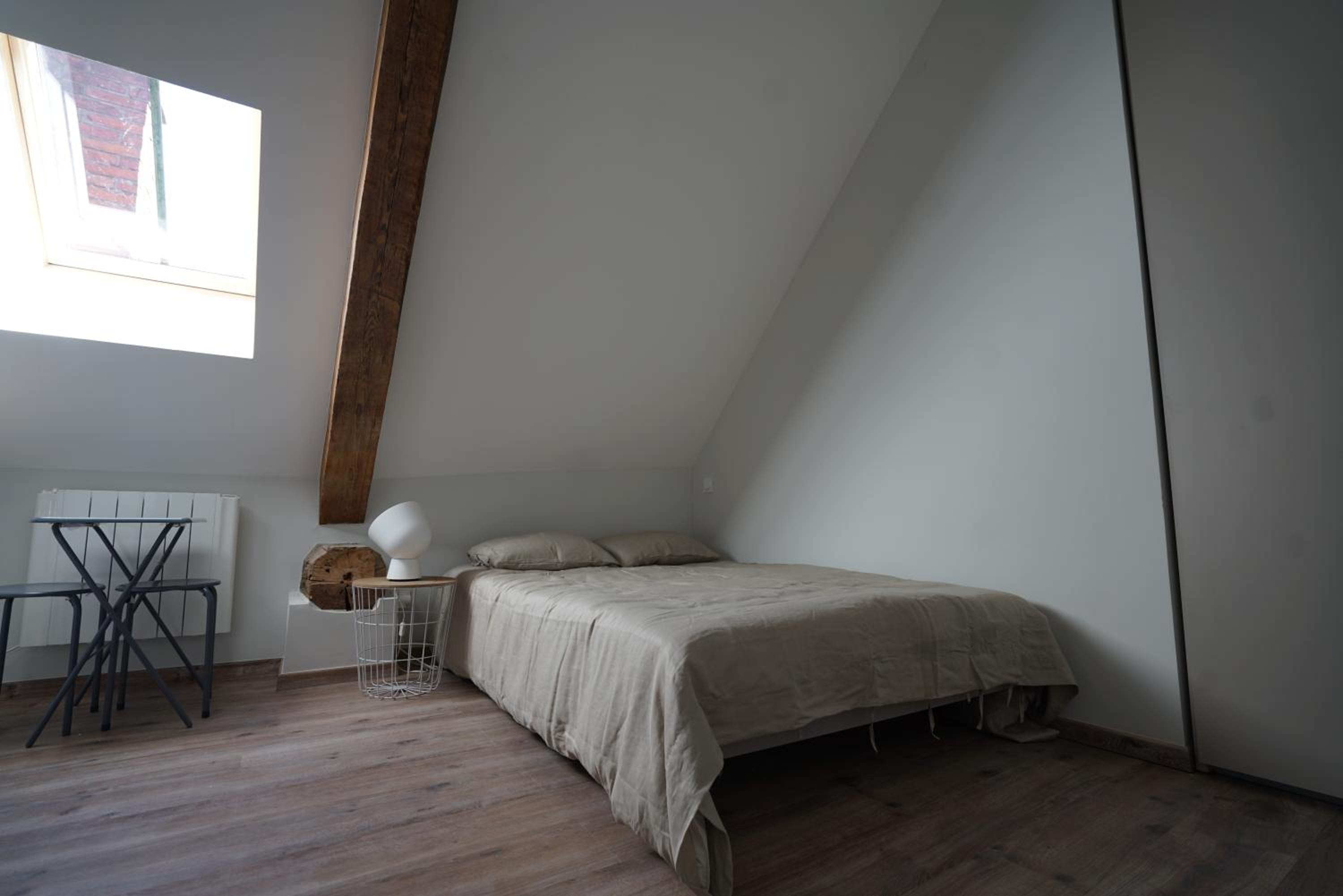 Studio Apartment photo 3