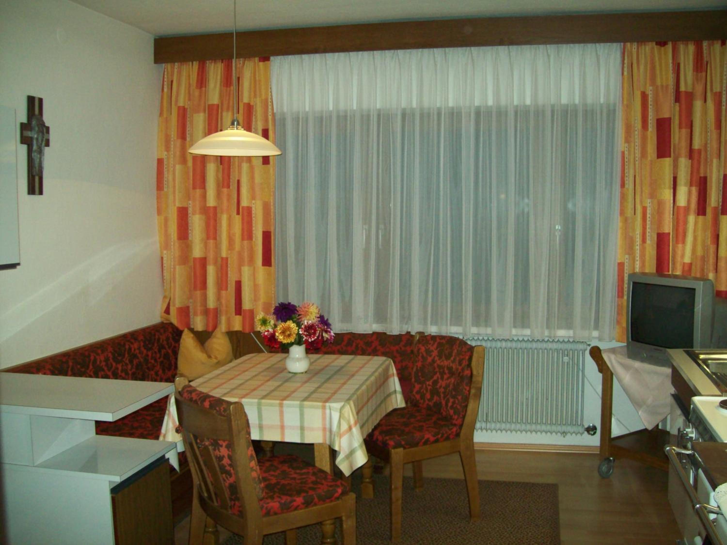 One-Bedroom Apartment photo 3