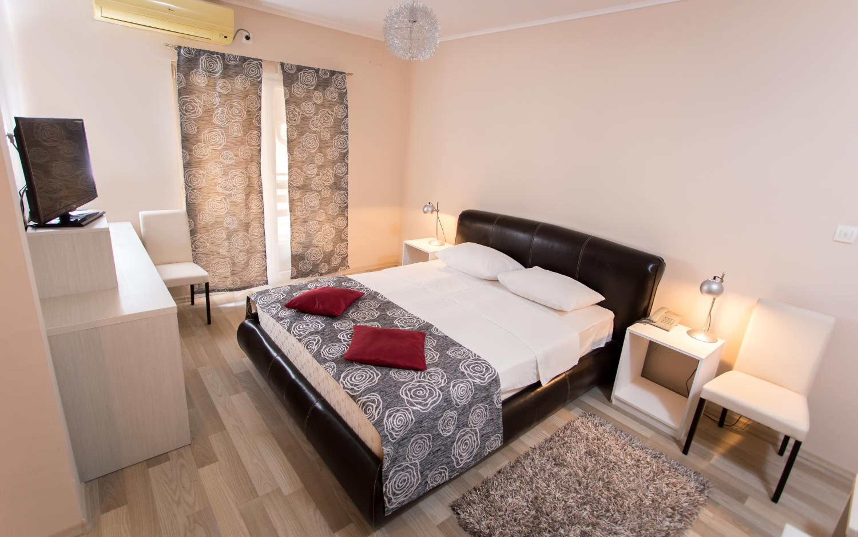 Double Room with Balcony photo 1