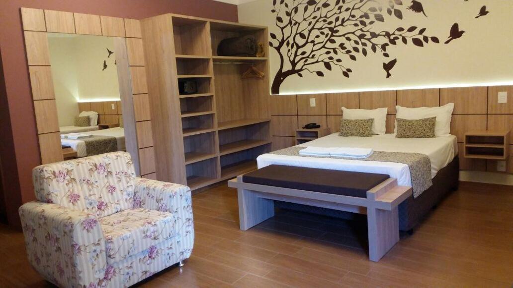 Deluxe Double Room with Bath photo 3