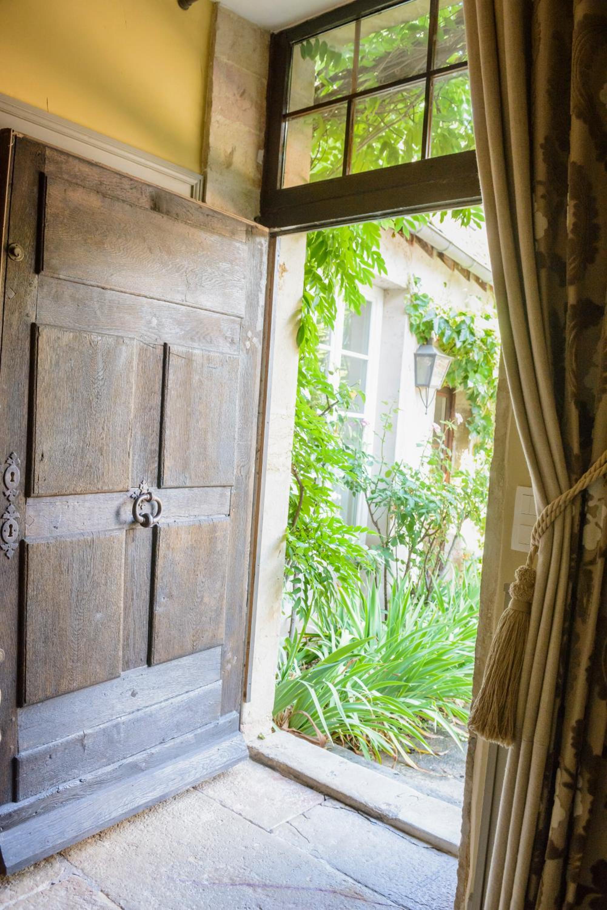 Double Room - Photo 24