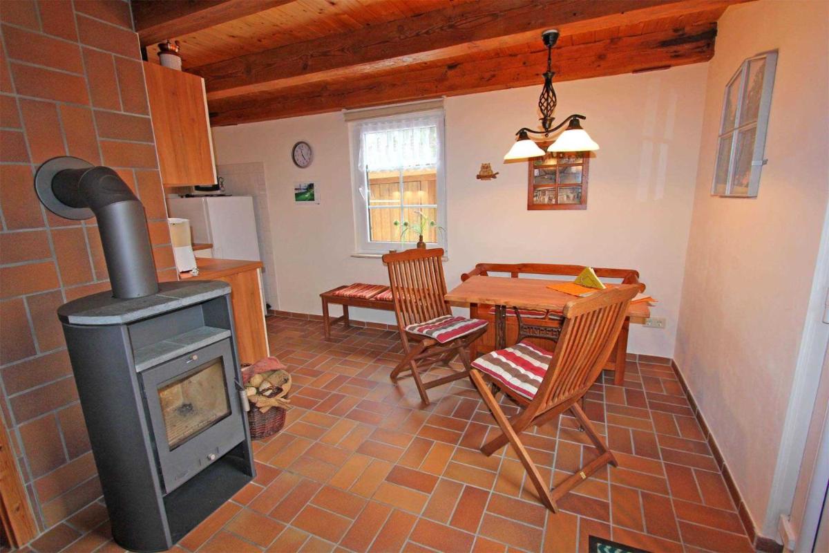 One-Bedroom House photo 3