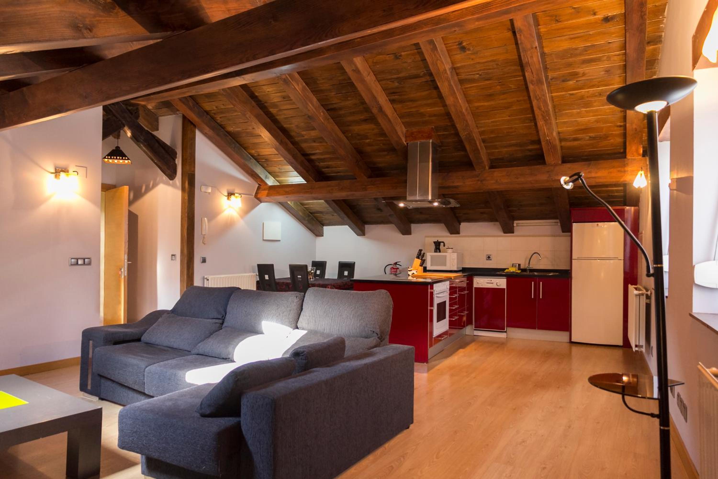 Family Apartment - Photo 3