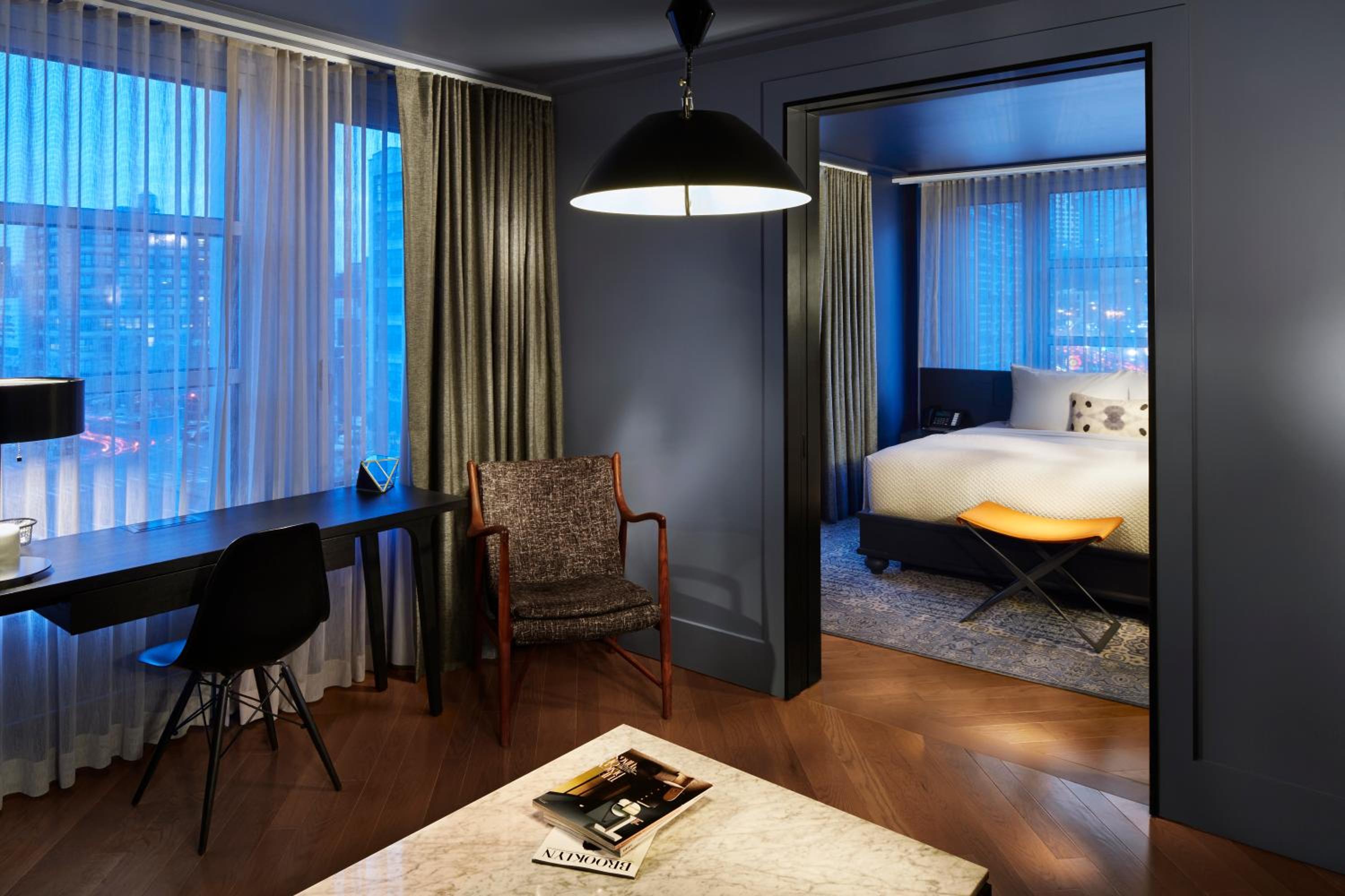 Executive Suite - Photo 5