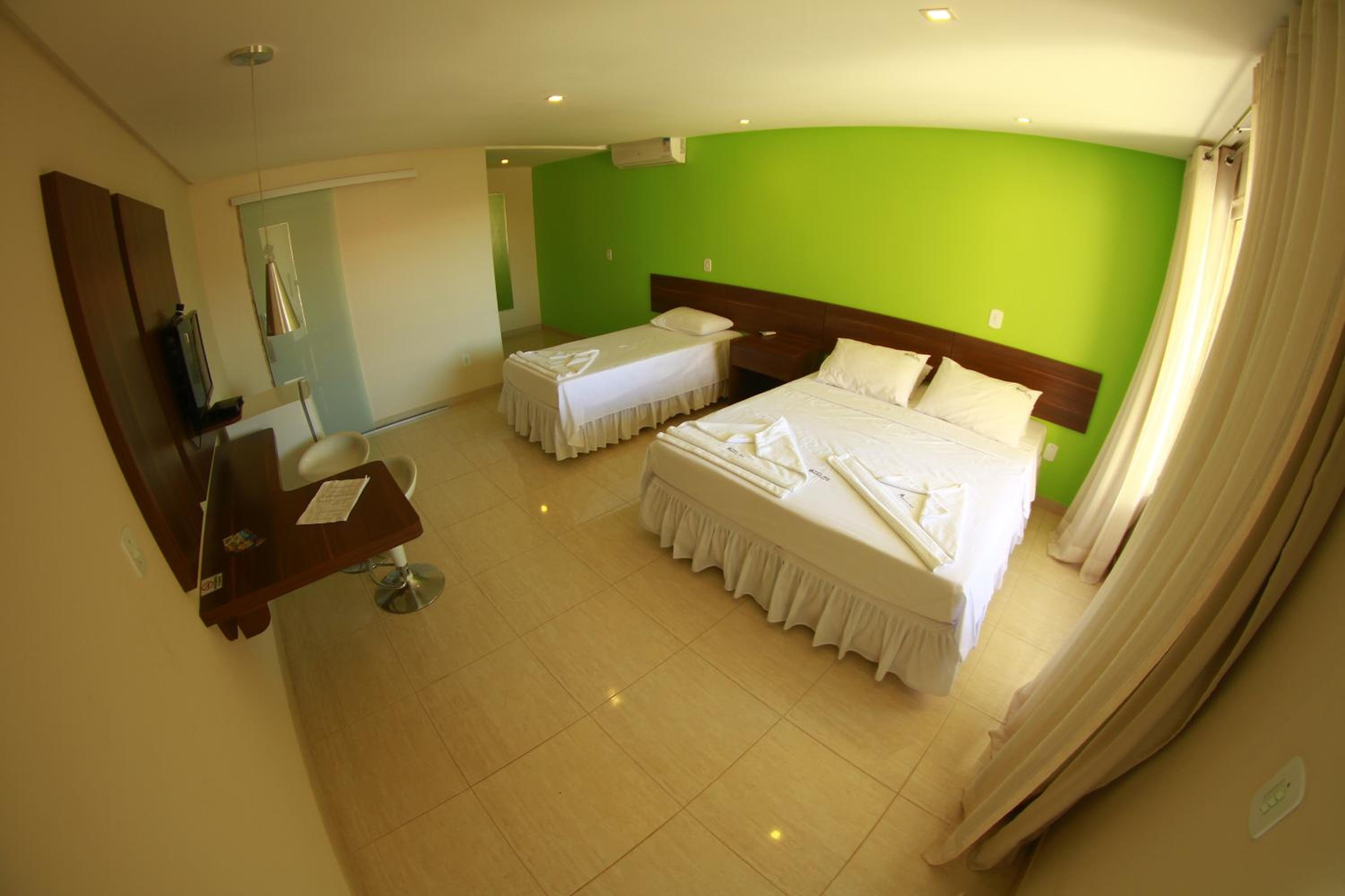 Family Room With Balcony photo 2