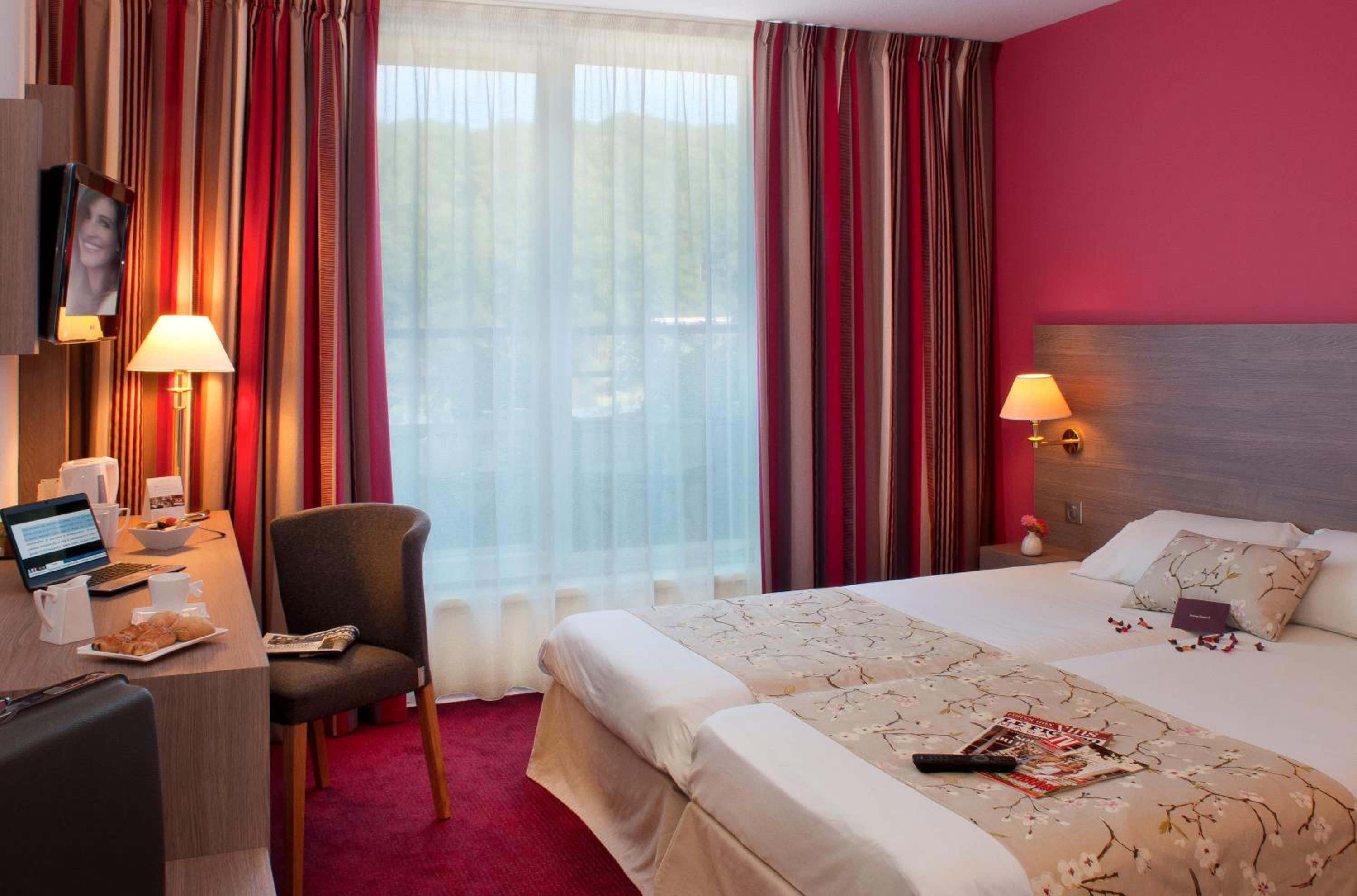 Superior Room with One Double Bed photo 3
