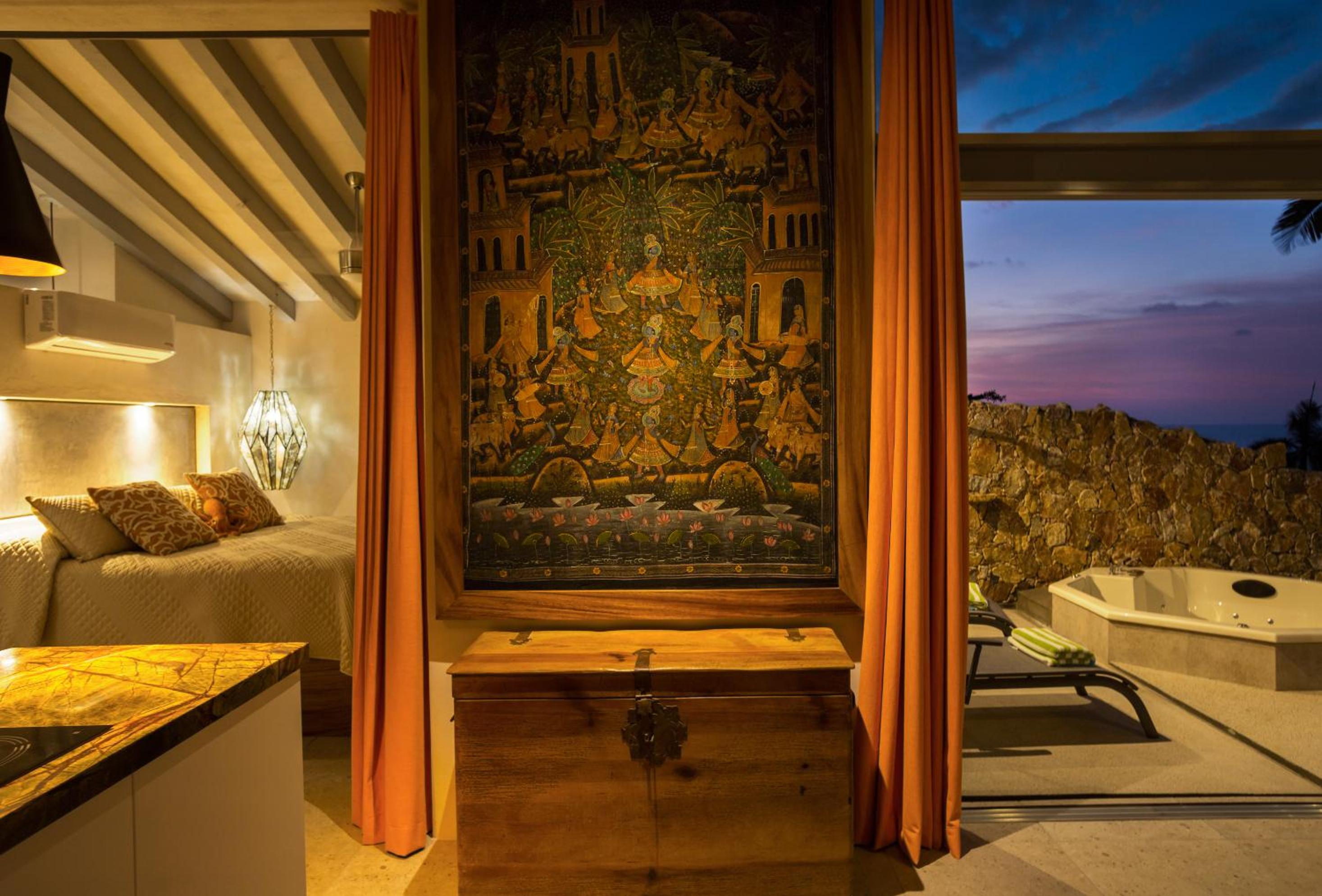 King Suite with Ocean View photo 3