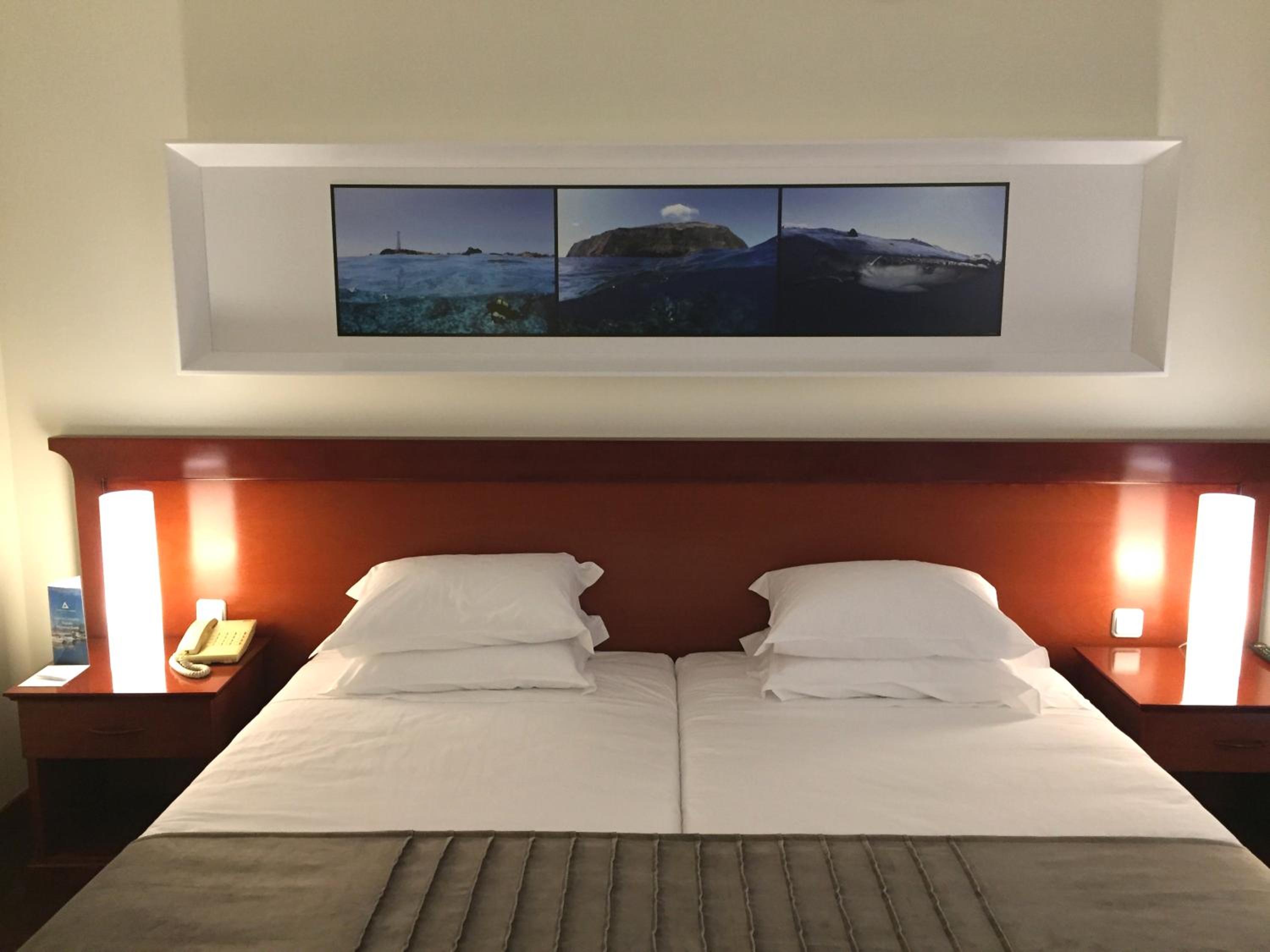 Twin Room - Photo 2