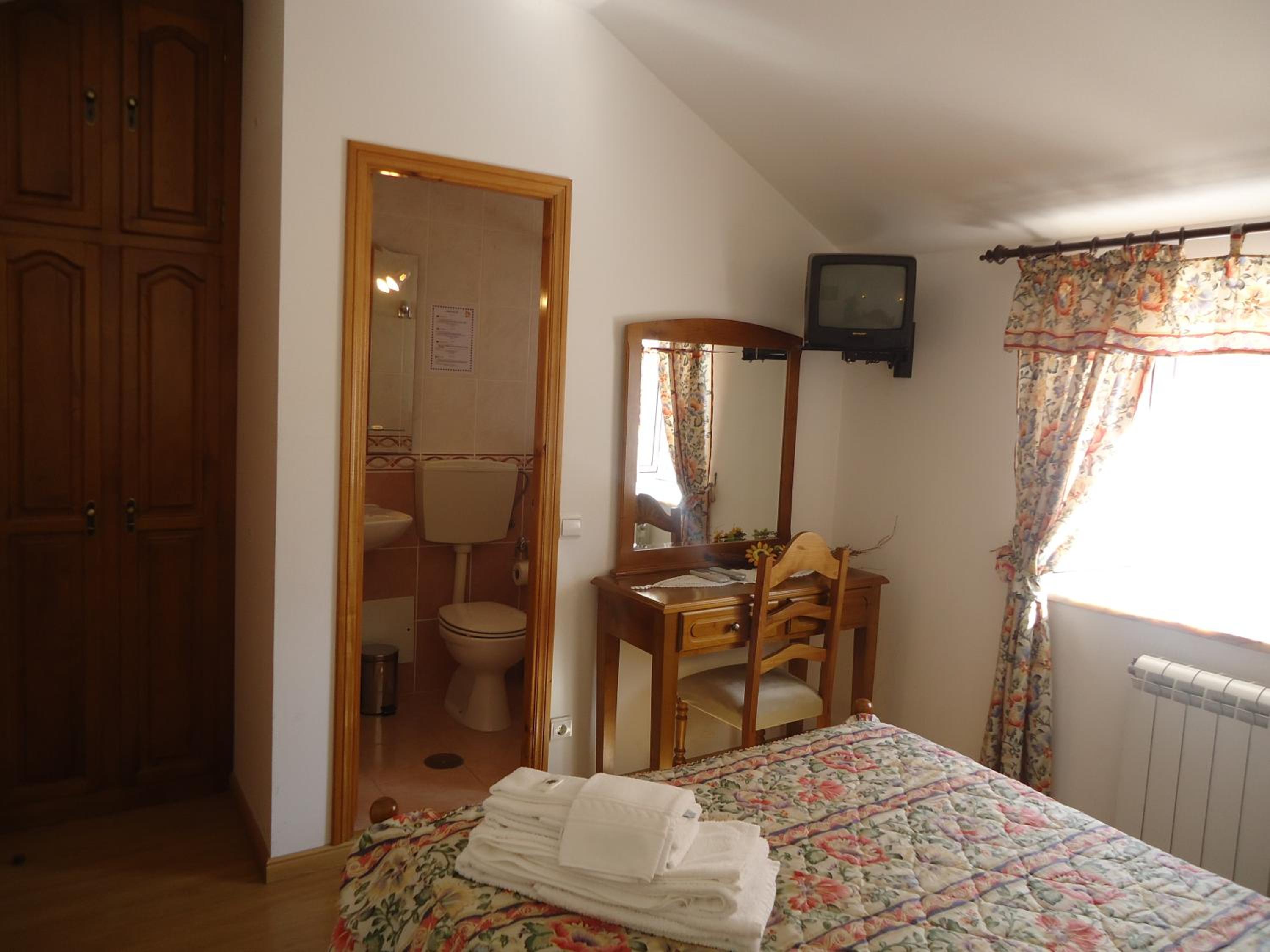 Single Room photo 2