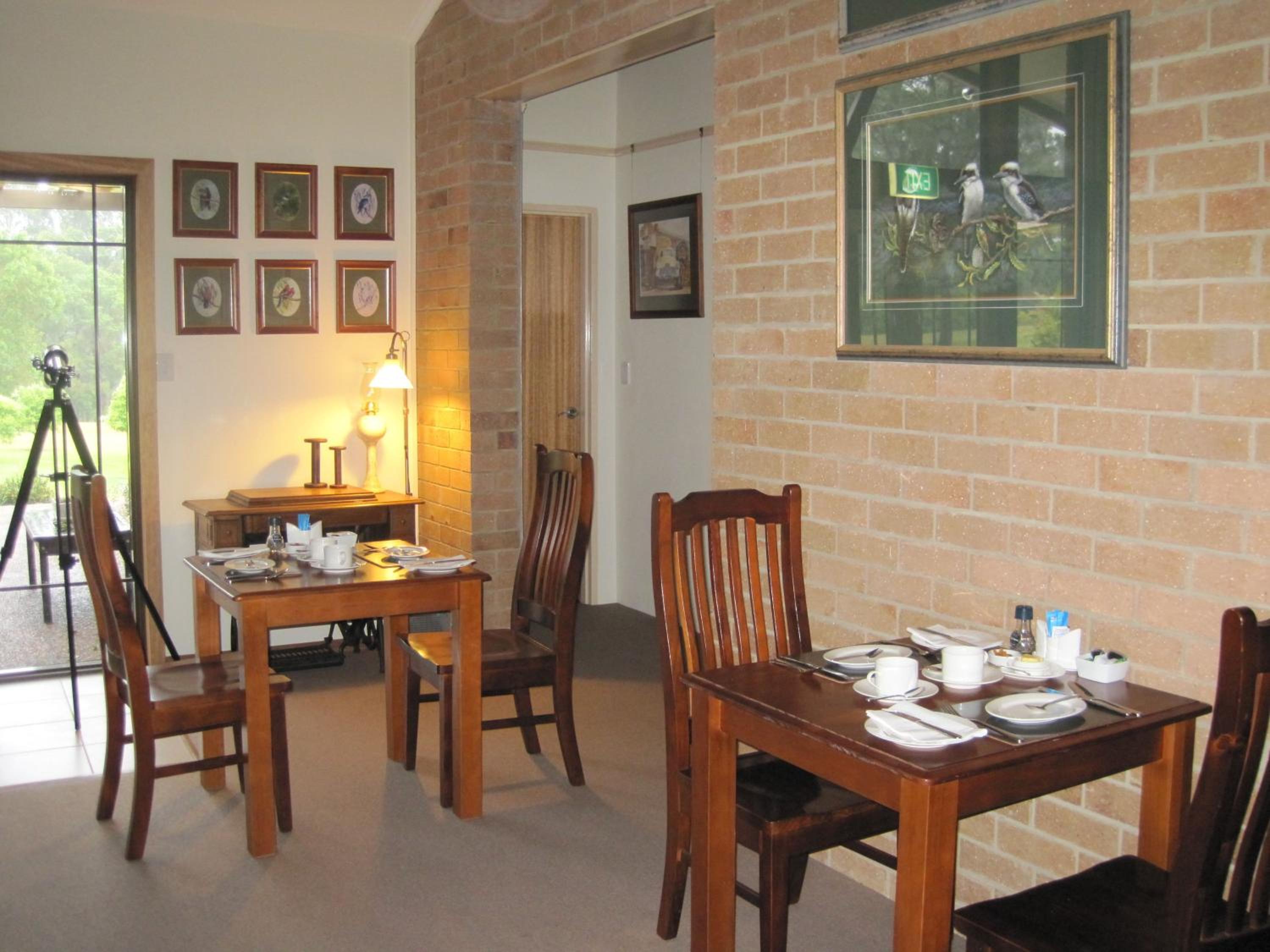 Queen Room with Disability Access photo 3