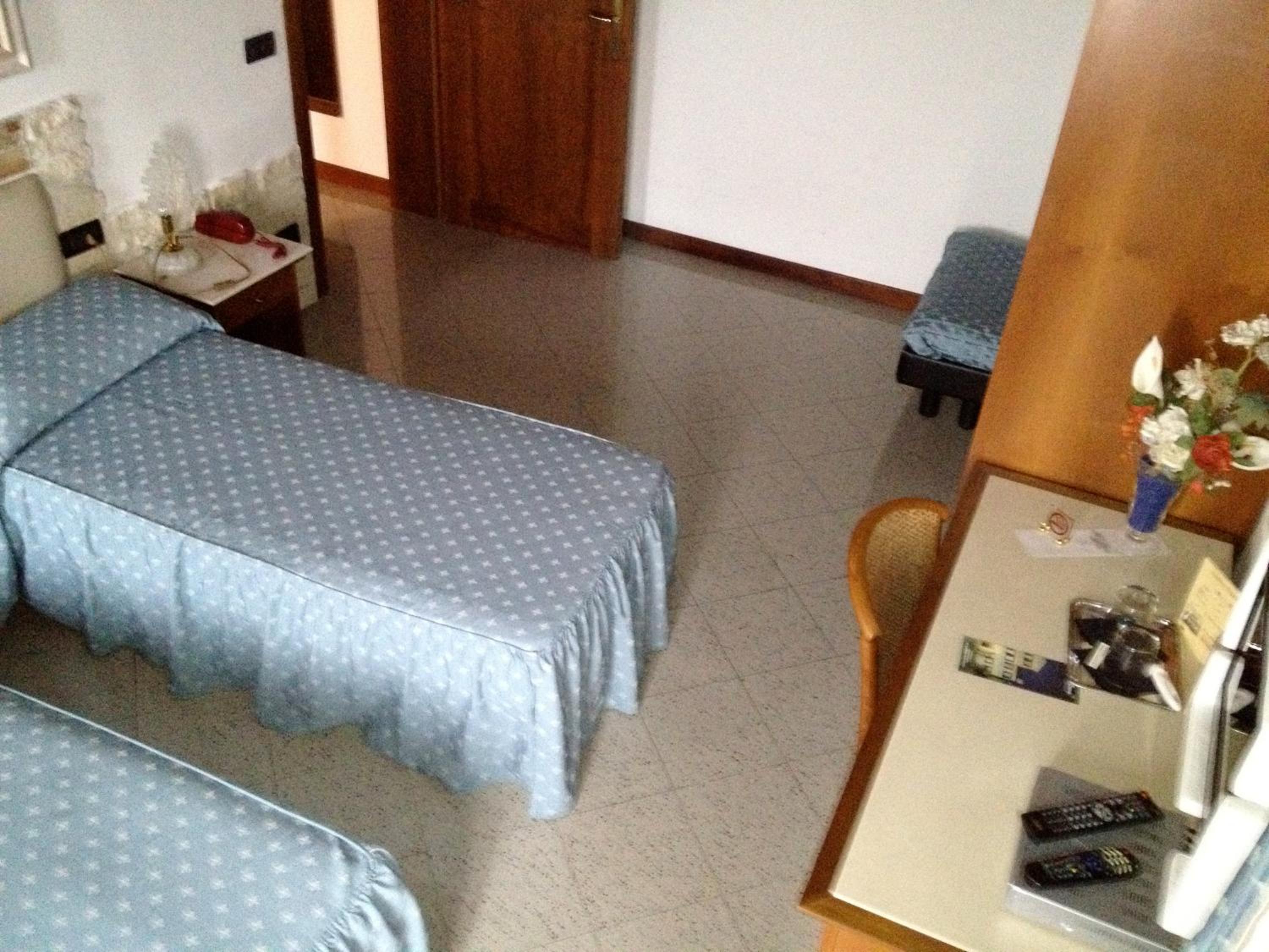 Triple Room photo 3