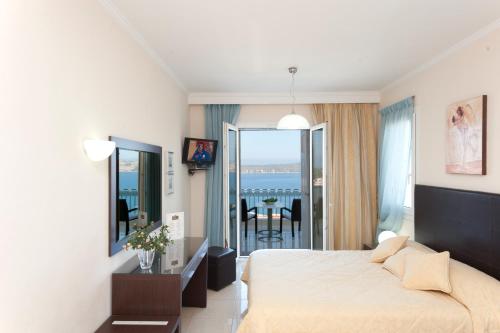 Studio with Sea and Town View