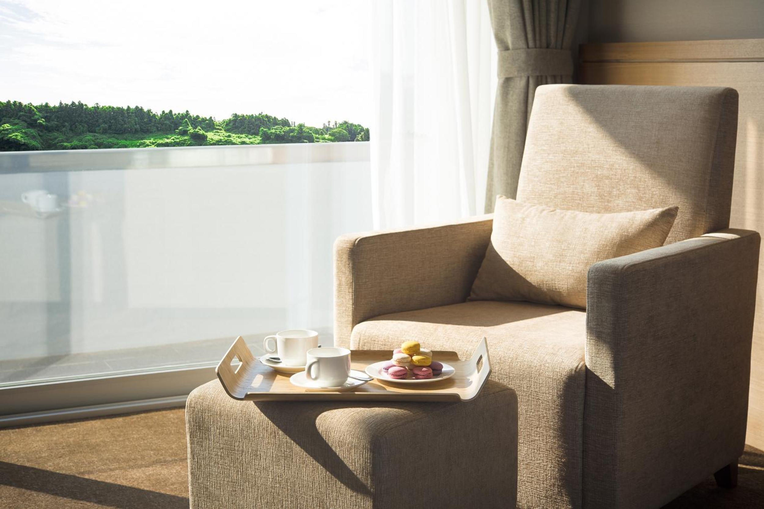 Deluxe Double Room with Cliff View