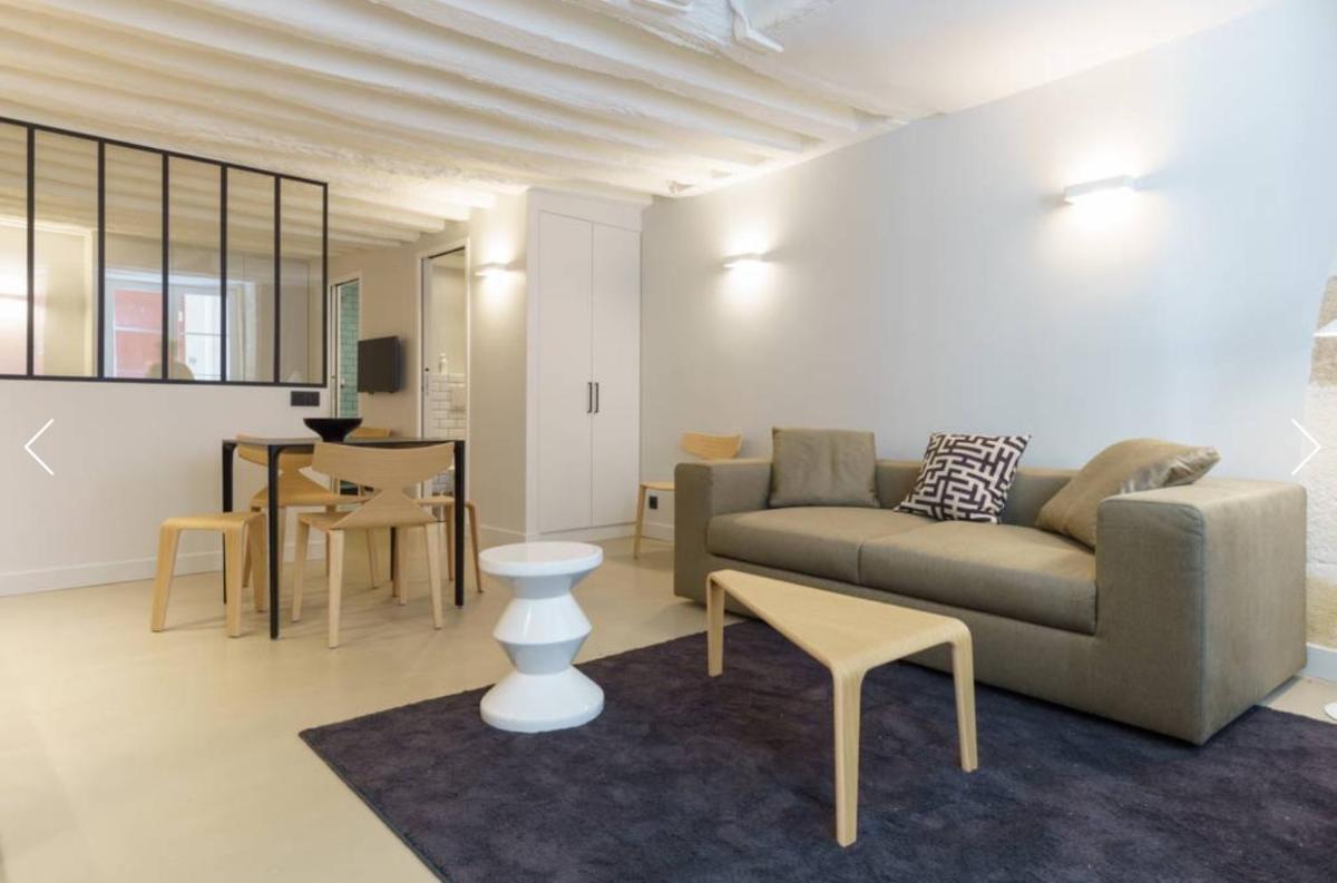 Apartment photo 1