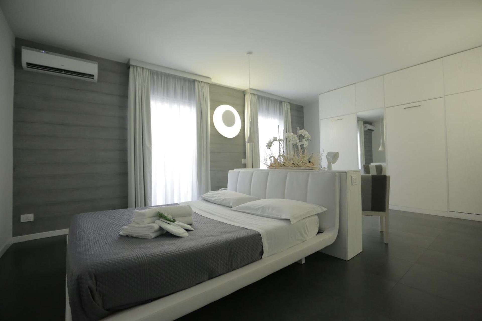 Suite (3 Adults) photo 1