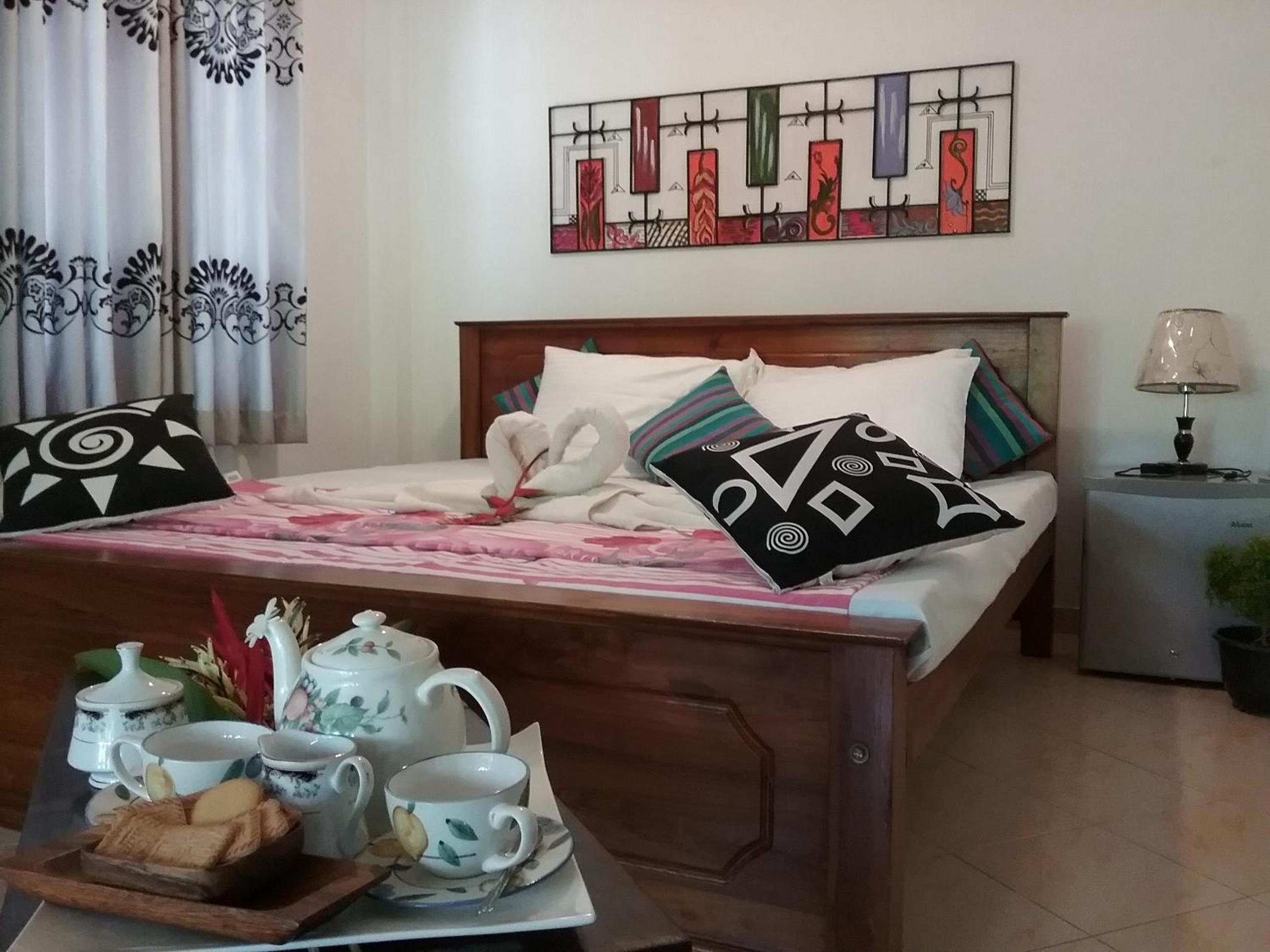 Deluxe Double Room (2 Adults + 1 Child) photo 1