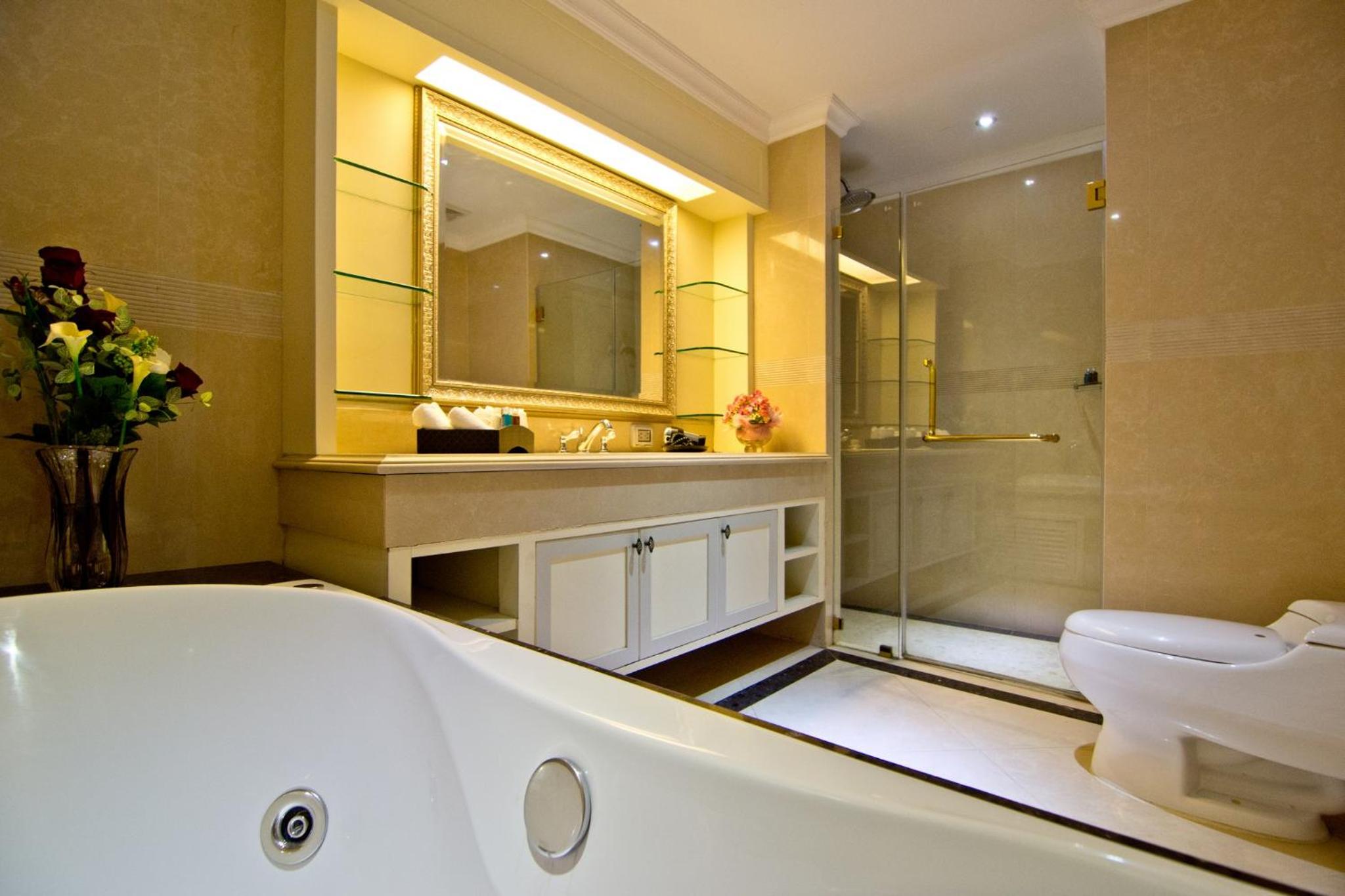 Deluxe Double Room with Spa Bath