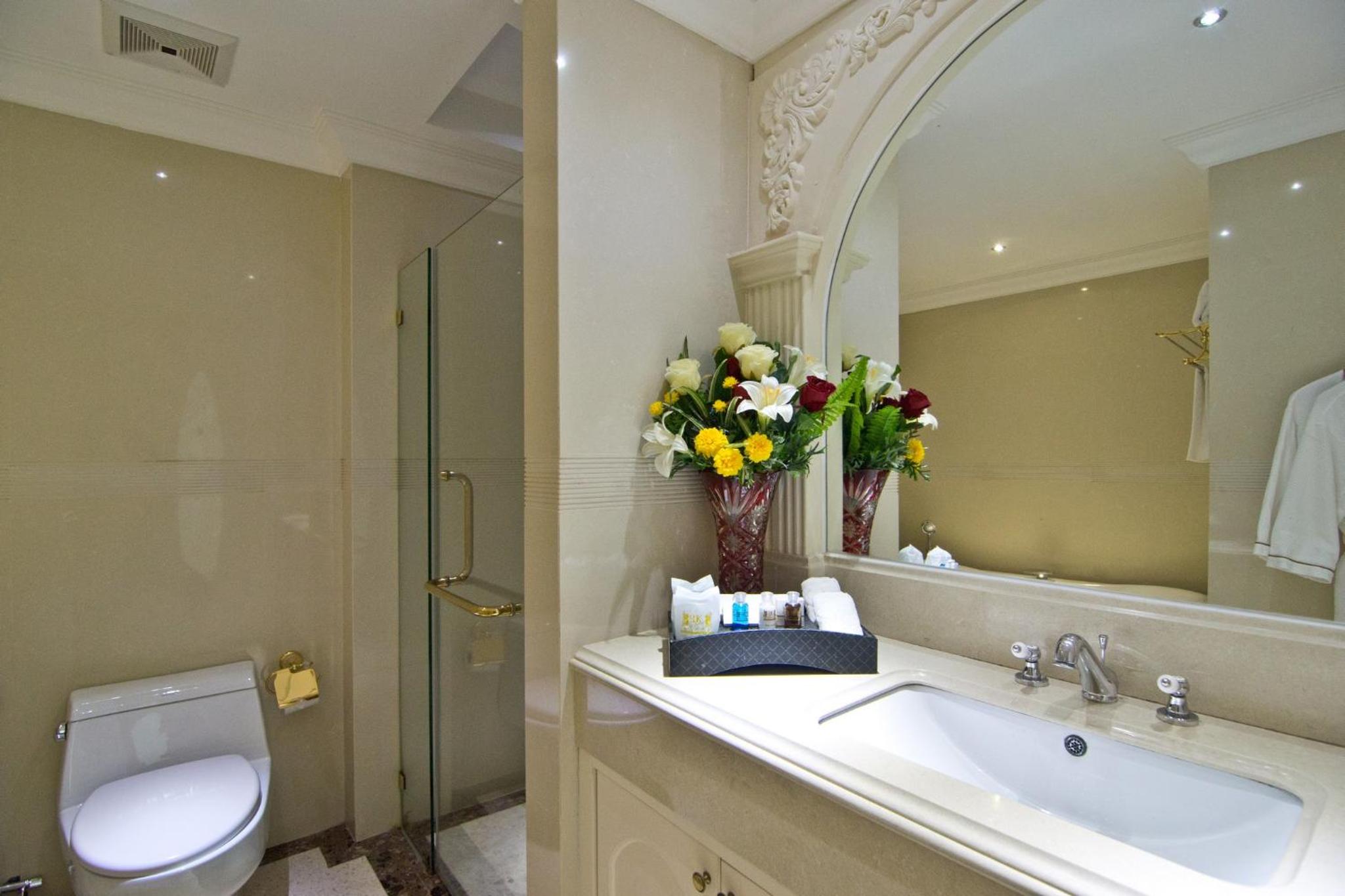 Deluxe Double Room with Sea View - Photo 14