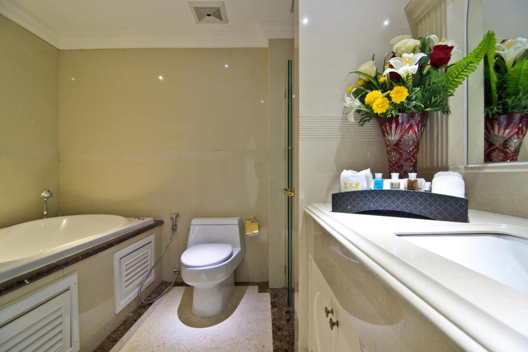 Deluxe Double Room with Sea View - Photo 15