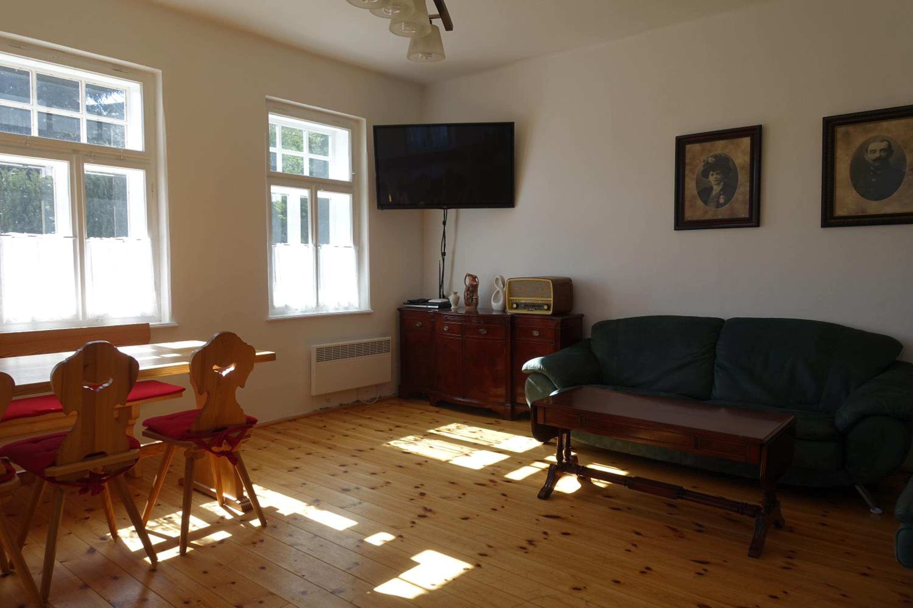 Three-Bedroom Chalet photo 1