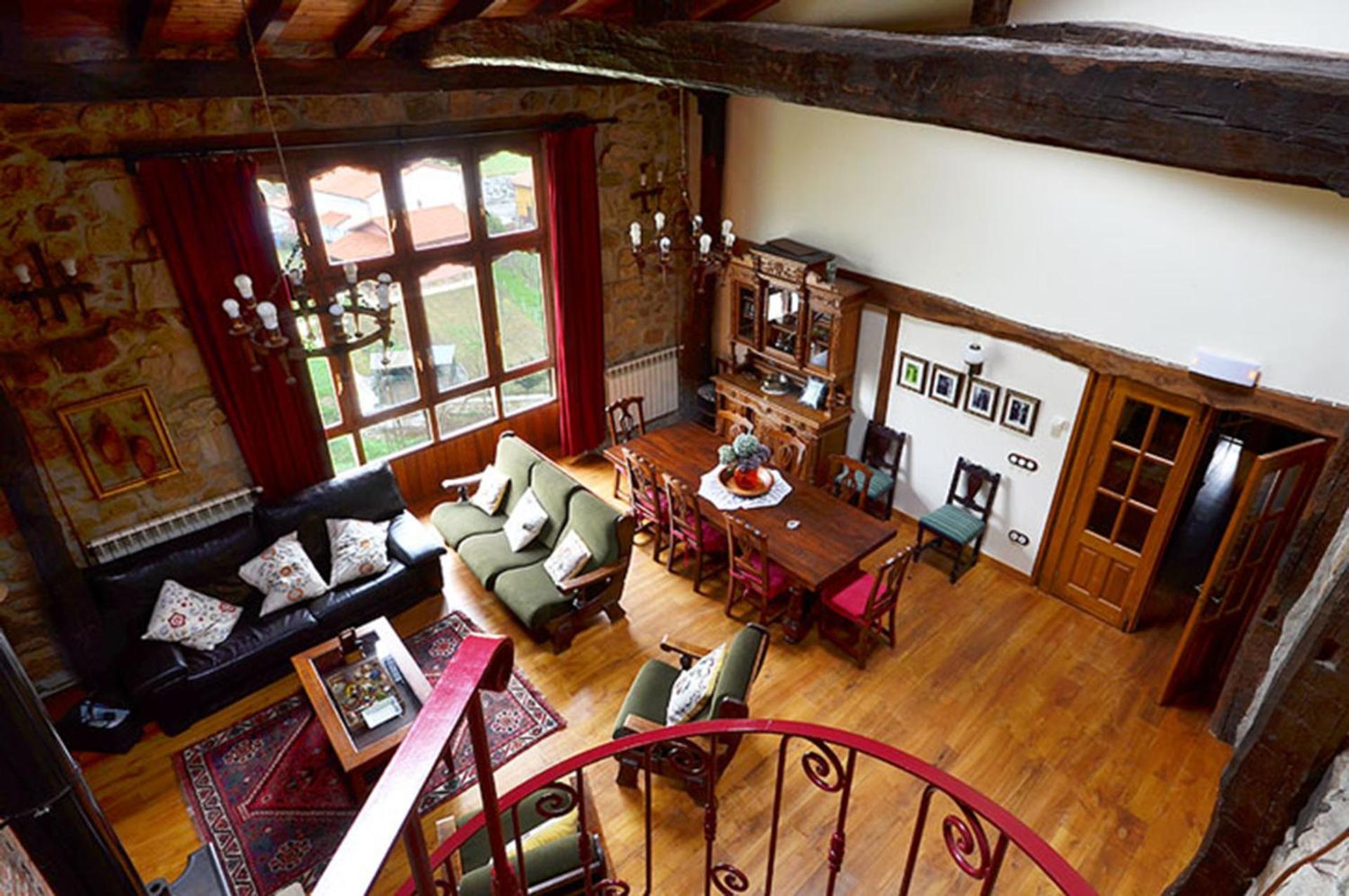 Casa de cuatro habitaciones