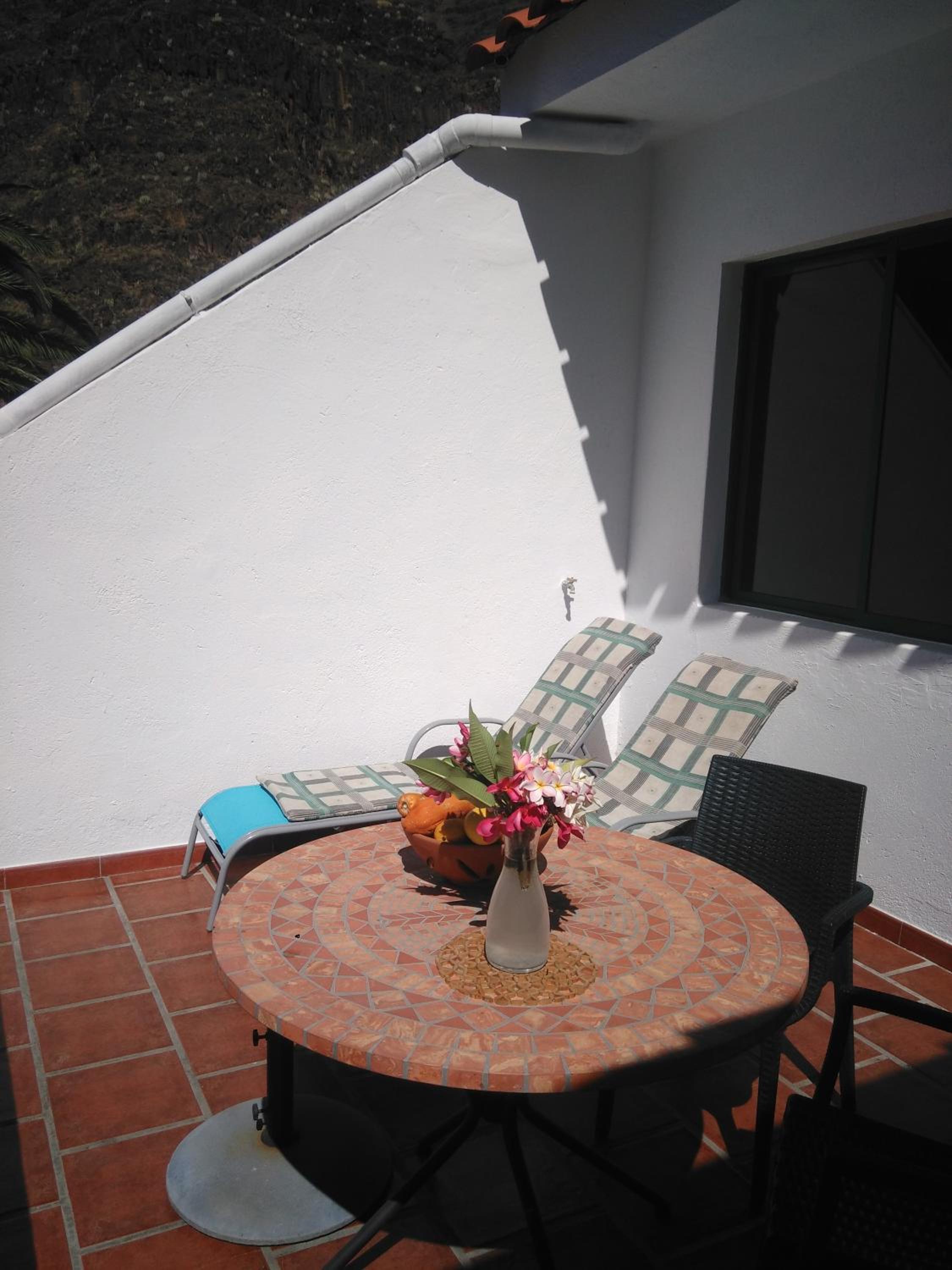 Apartment with Sea View photo 2