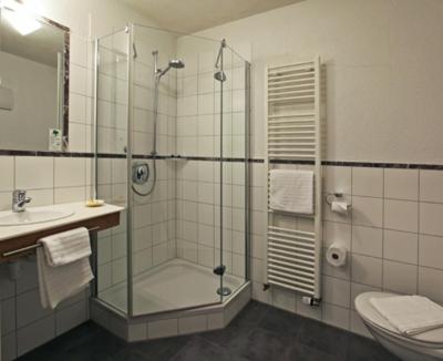 Standard Double Room - Photo 3
