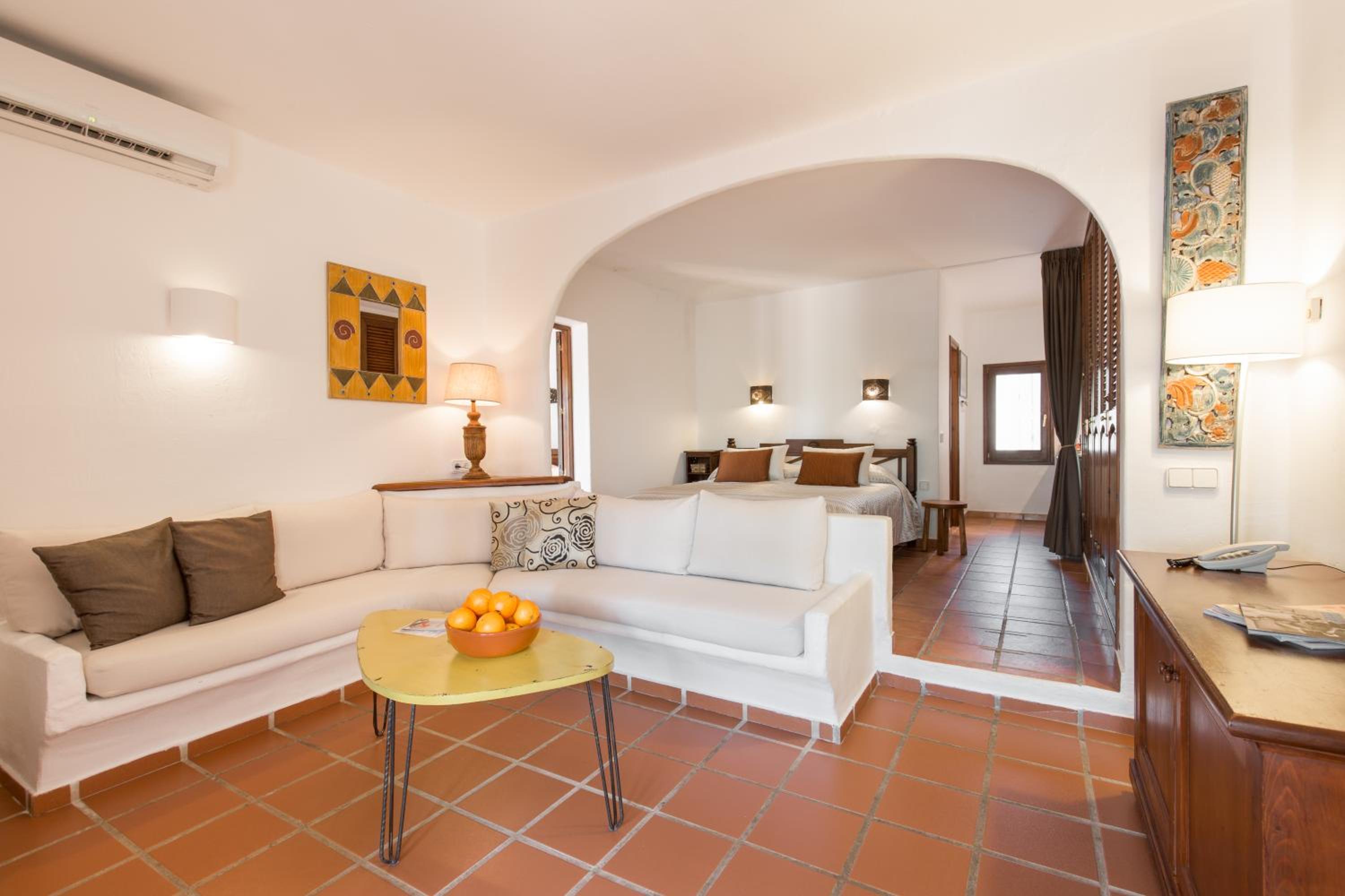 Apartamento con vista a la piscina