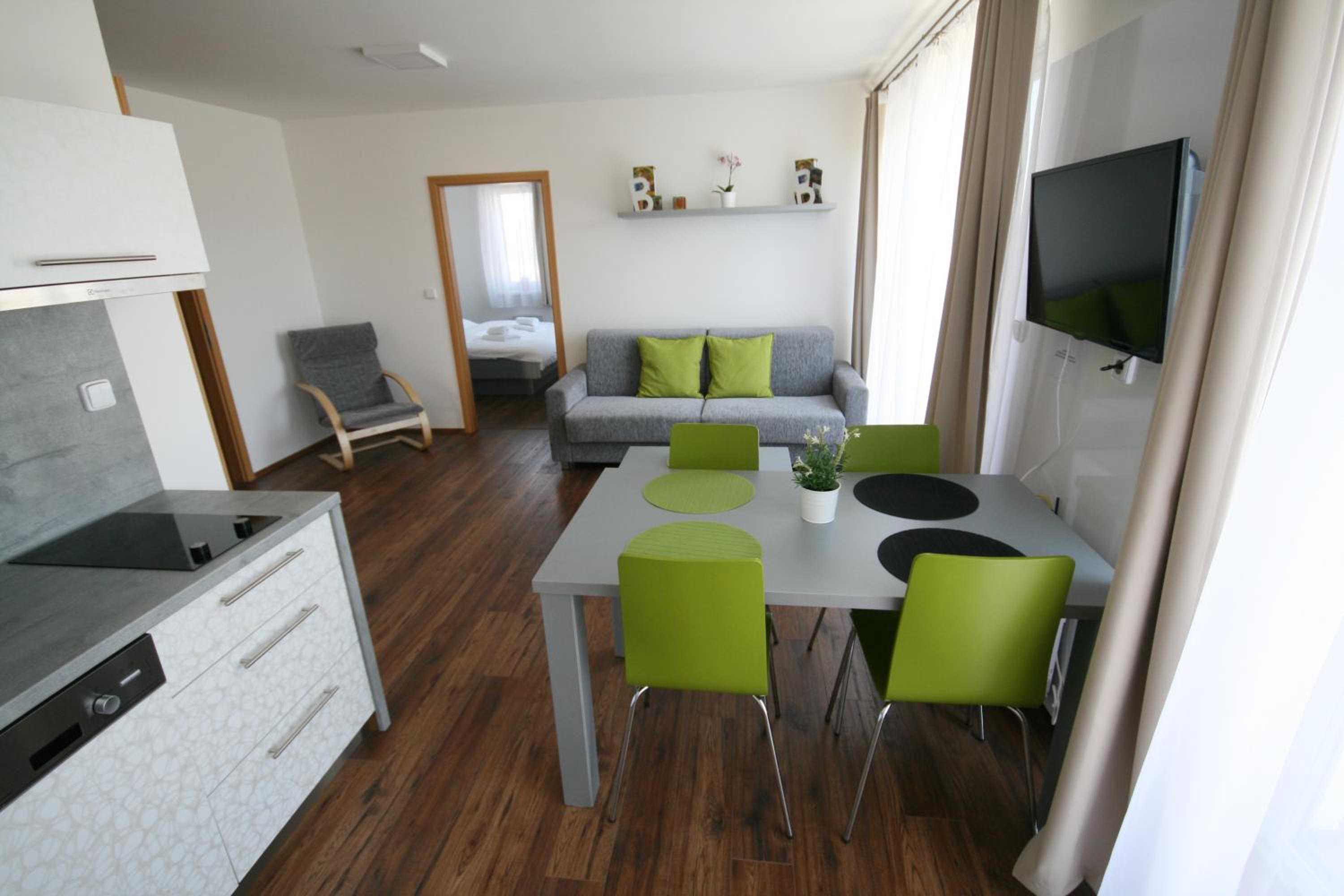 Apartment with Terrace