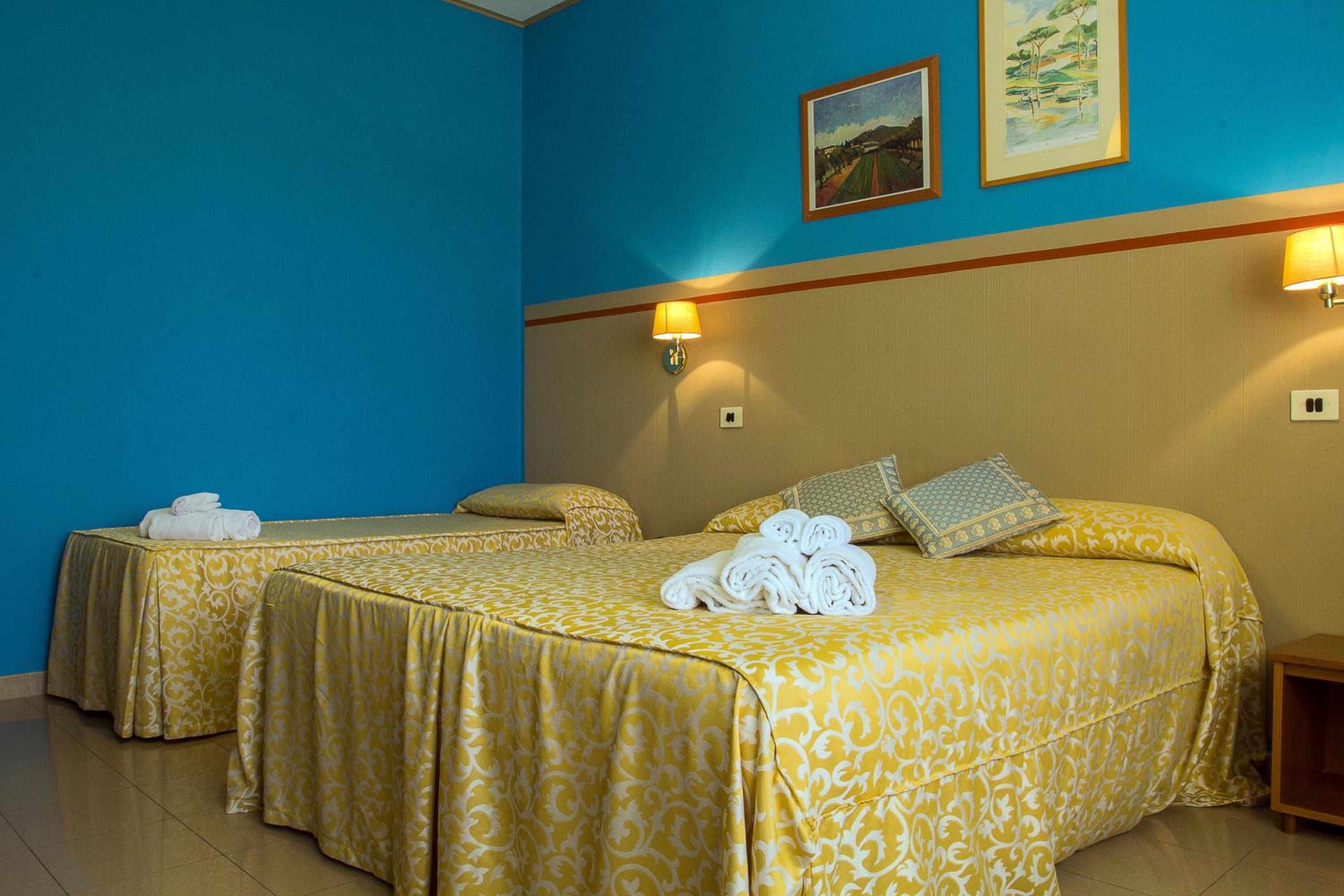 Triple Room - Photo 3