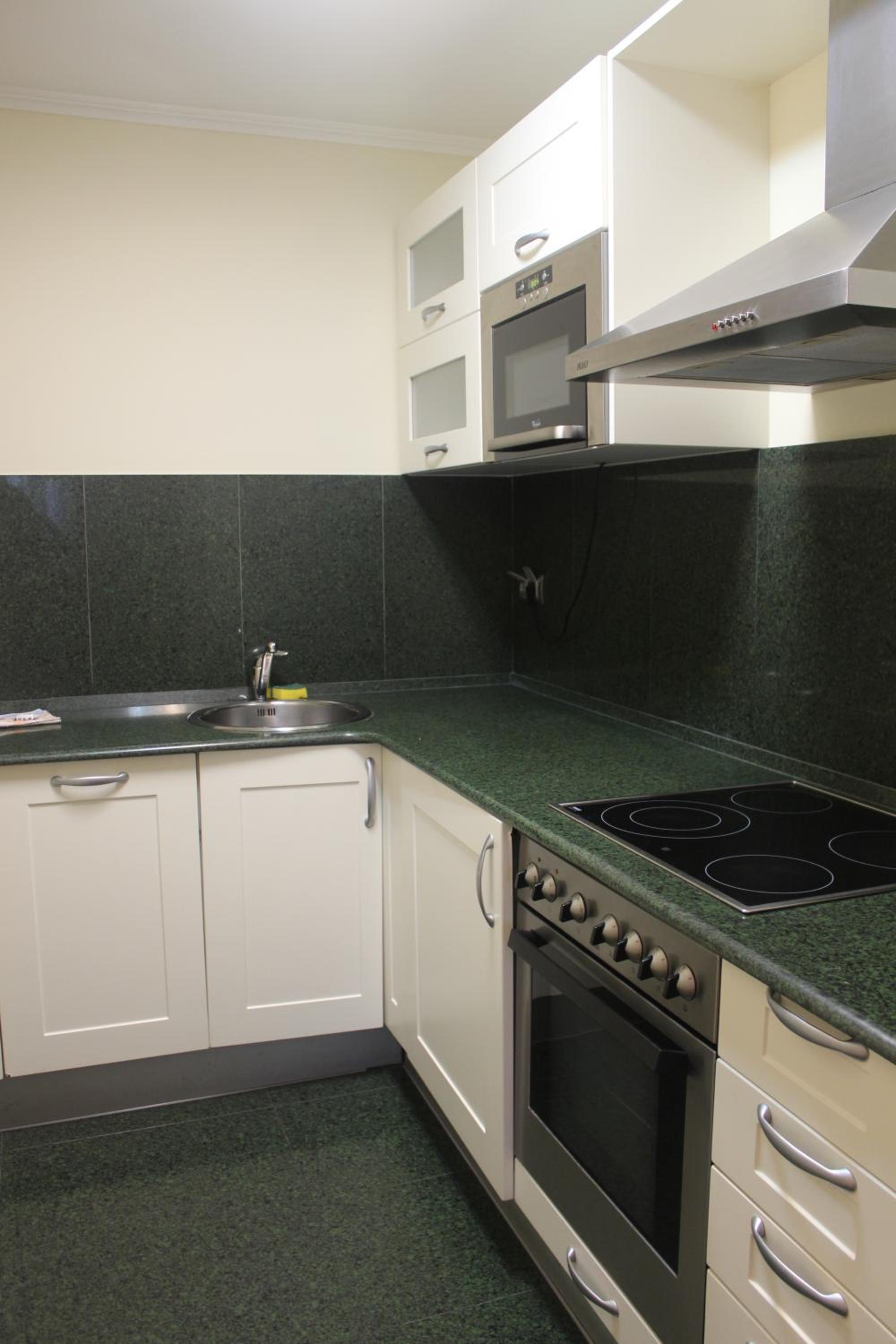 One-Bedroom Apartment - Photo 9