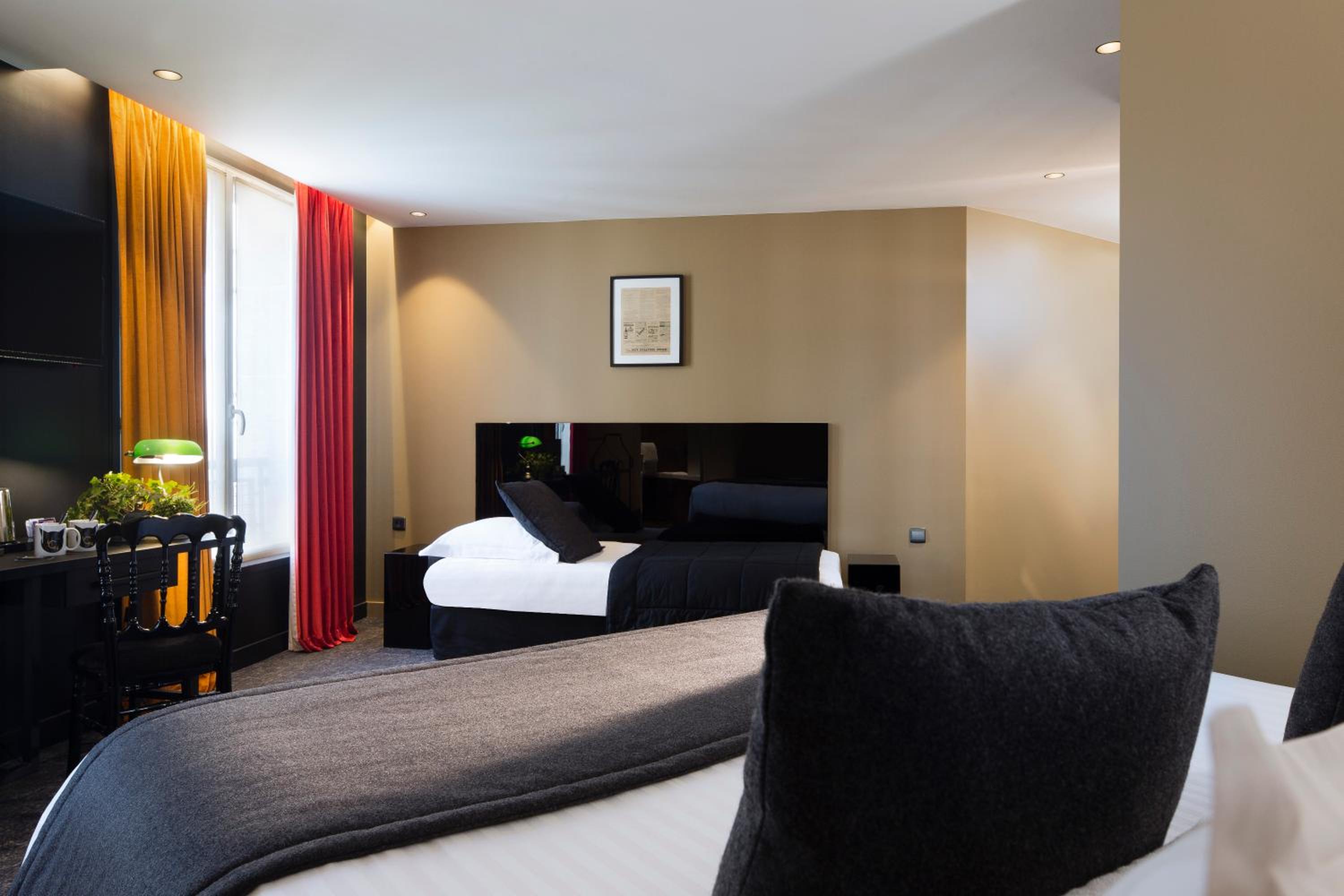 Deluxe Triple Room