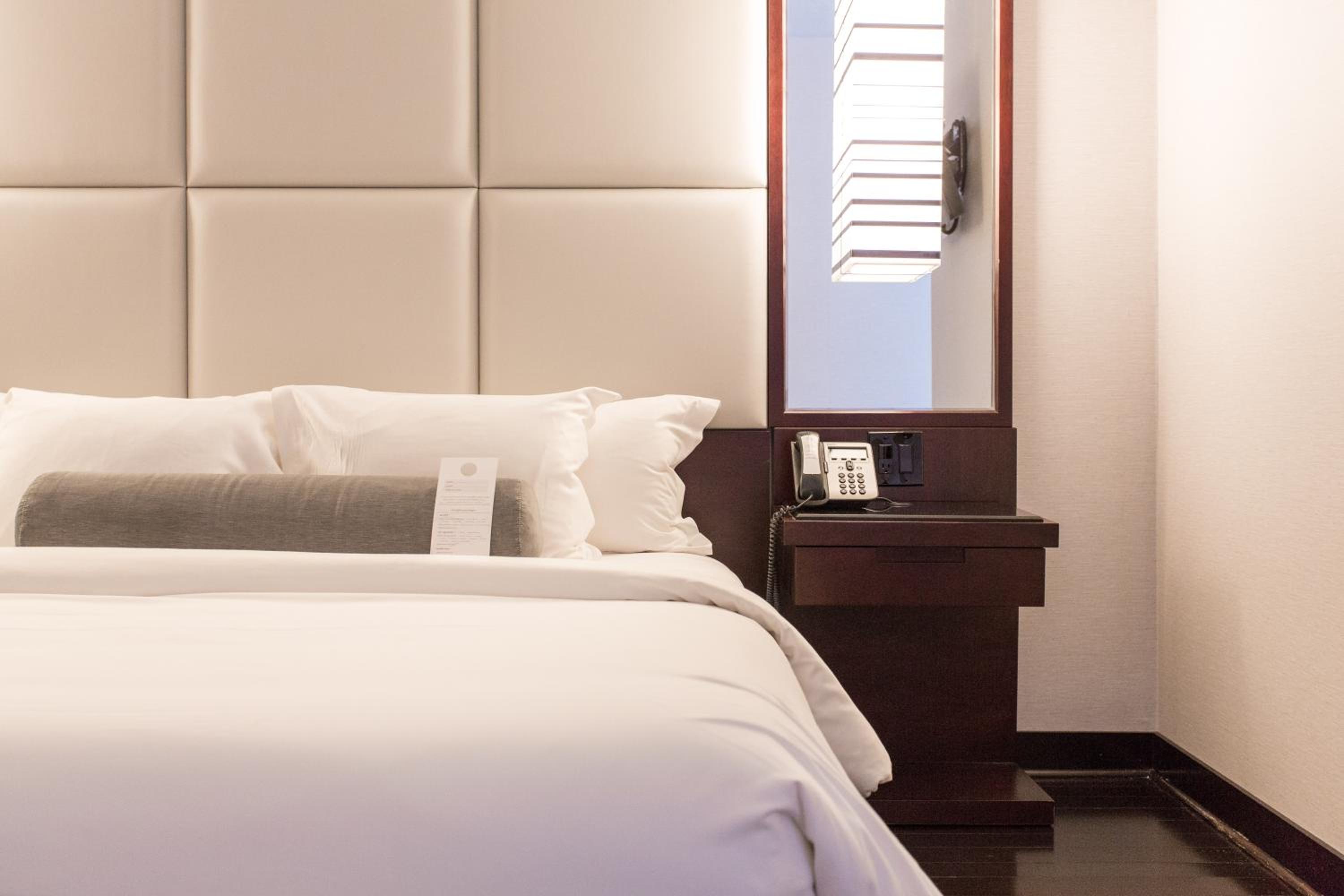 King Suite - Photo 5