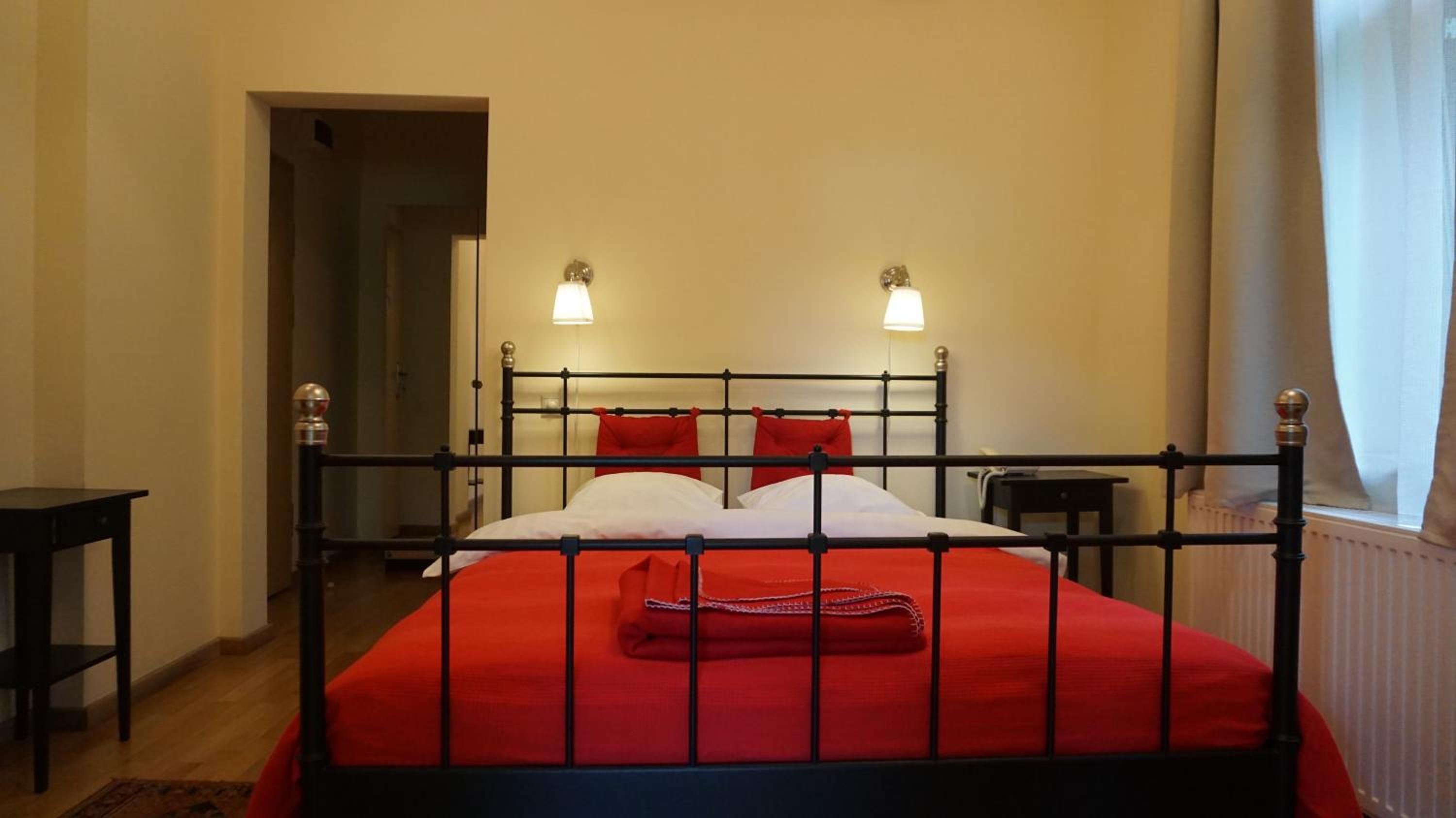 One-Bedroom Suite