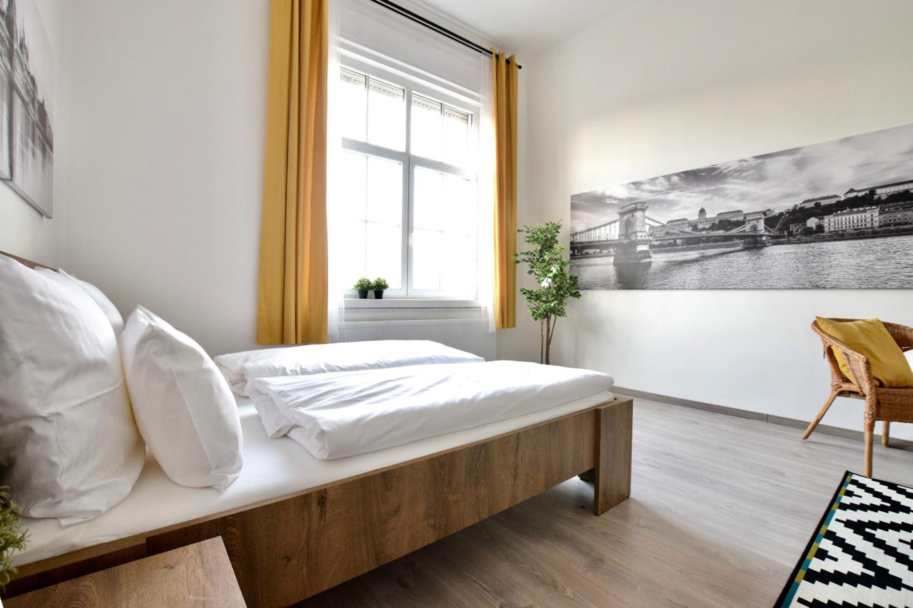 Two-Bedroom Apartment - Photo 20