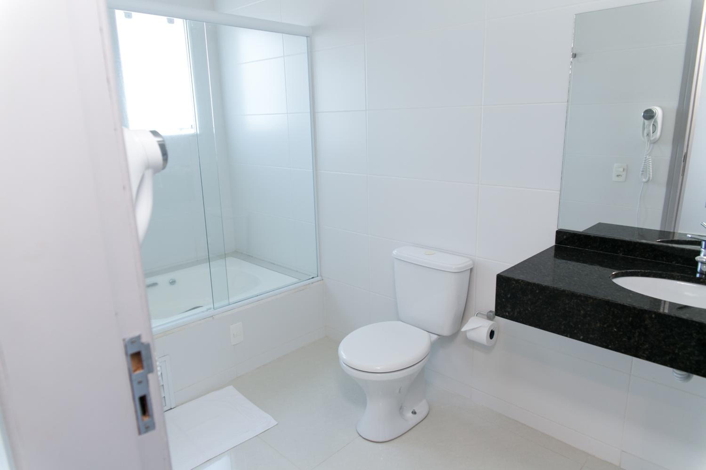 King Room with Spa Bath photo 3
