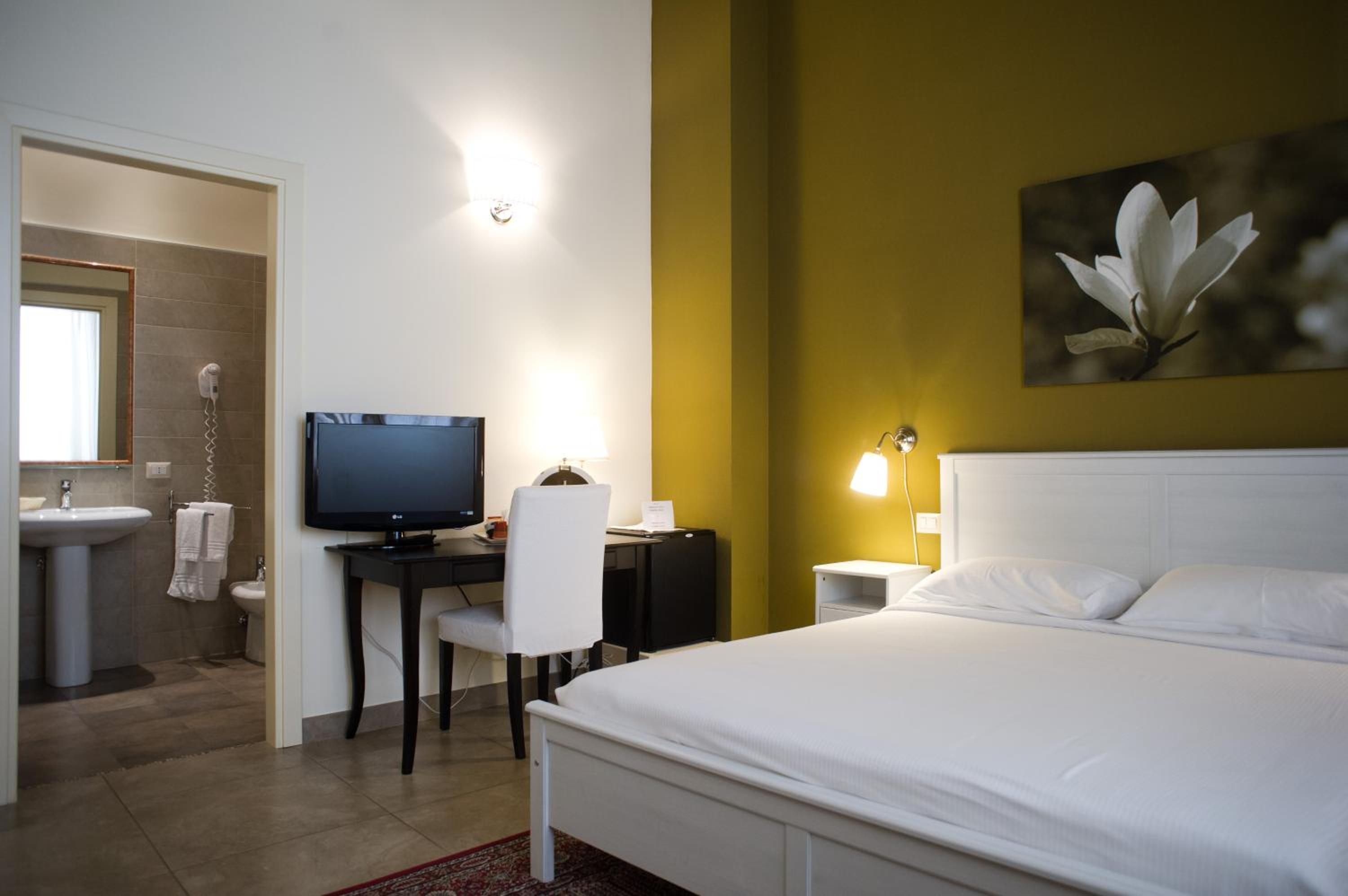 Triple Room with Private Bathroom