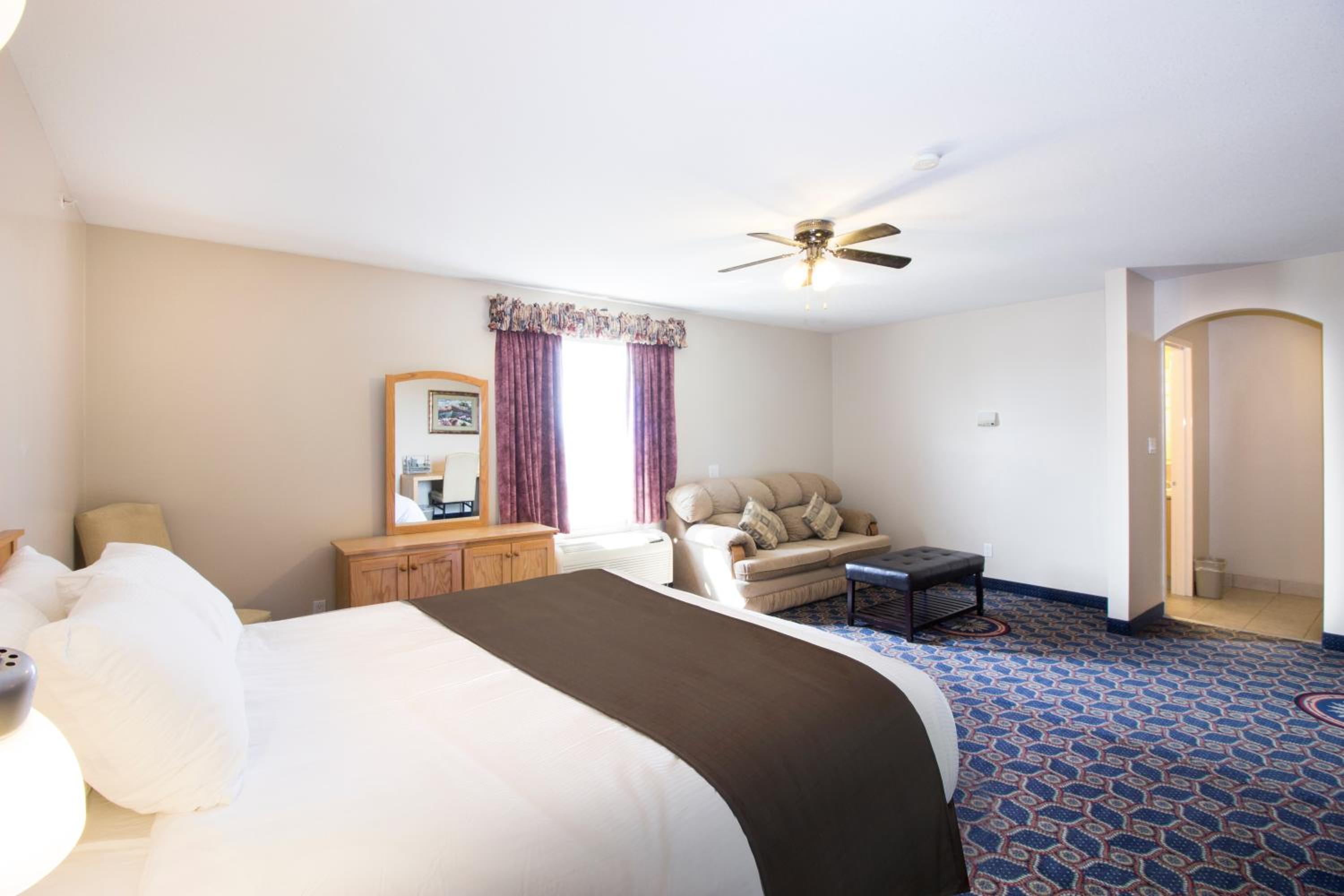 Deluxe Suite photo 3