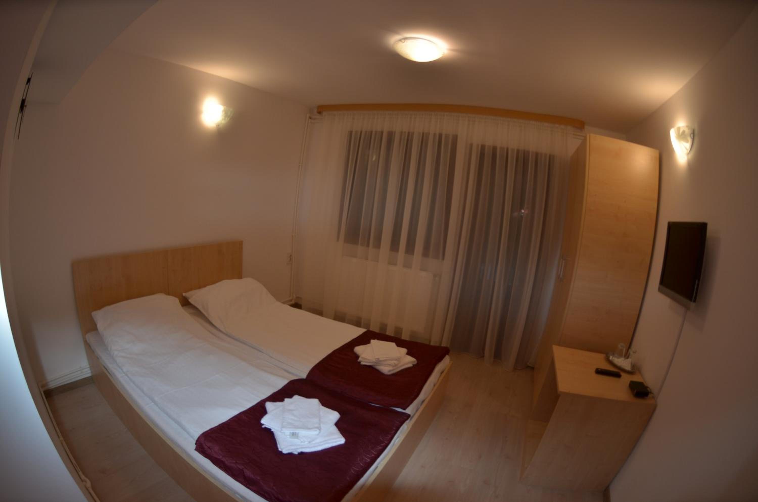 Budget Double Room photo 1