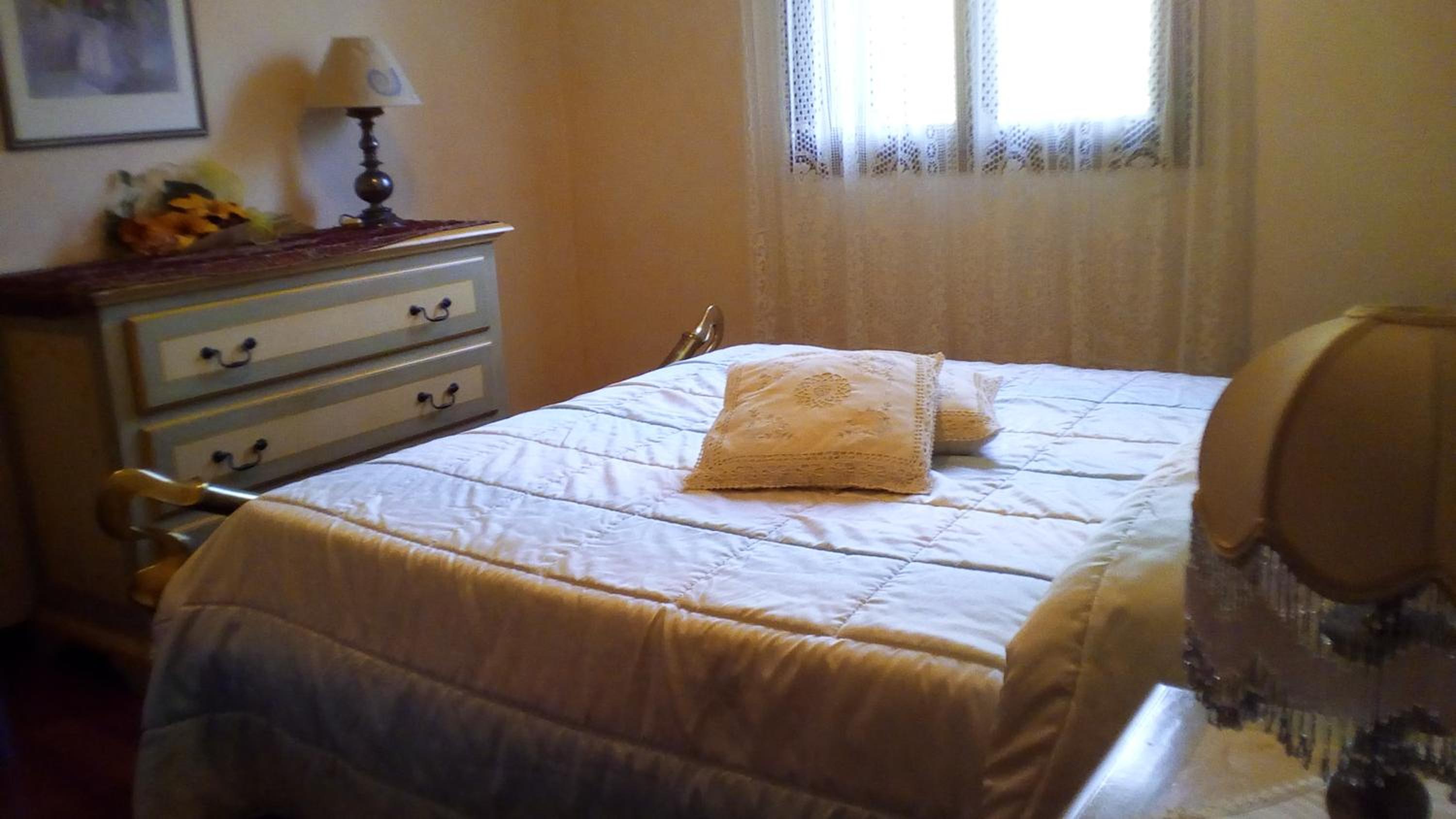 Four-Bedroom House photo 1