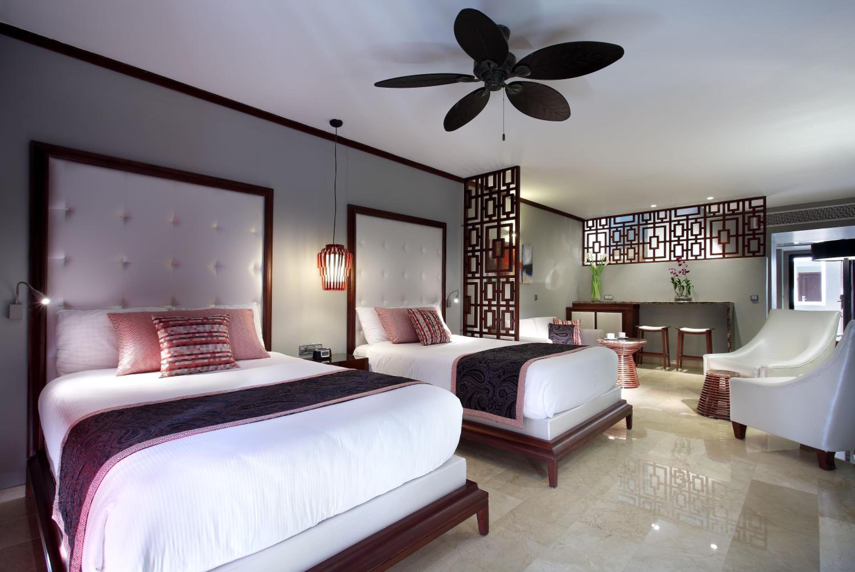 Rooftop Jacuzzi Terrace Junior Suite - Photo 3