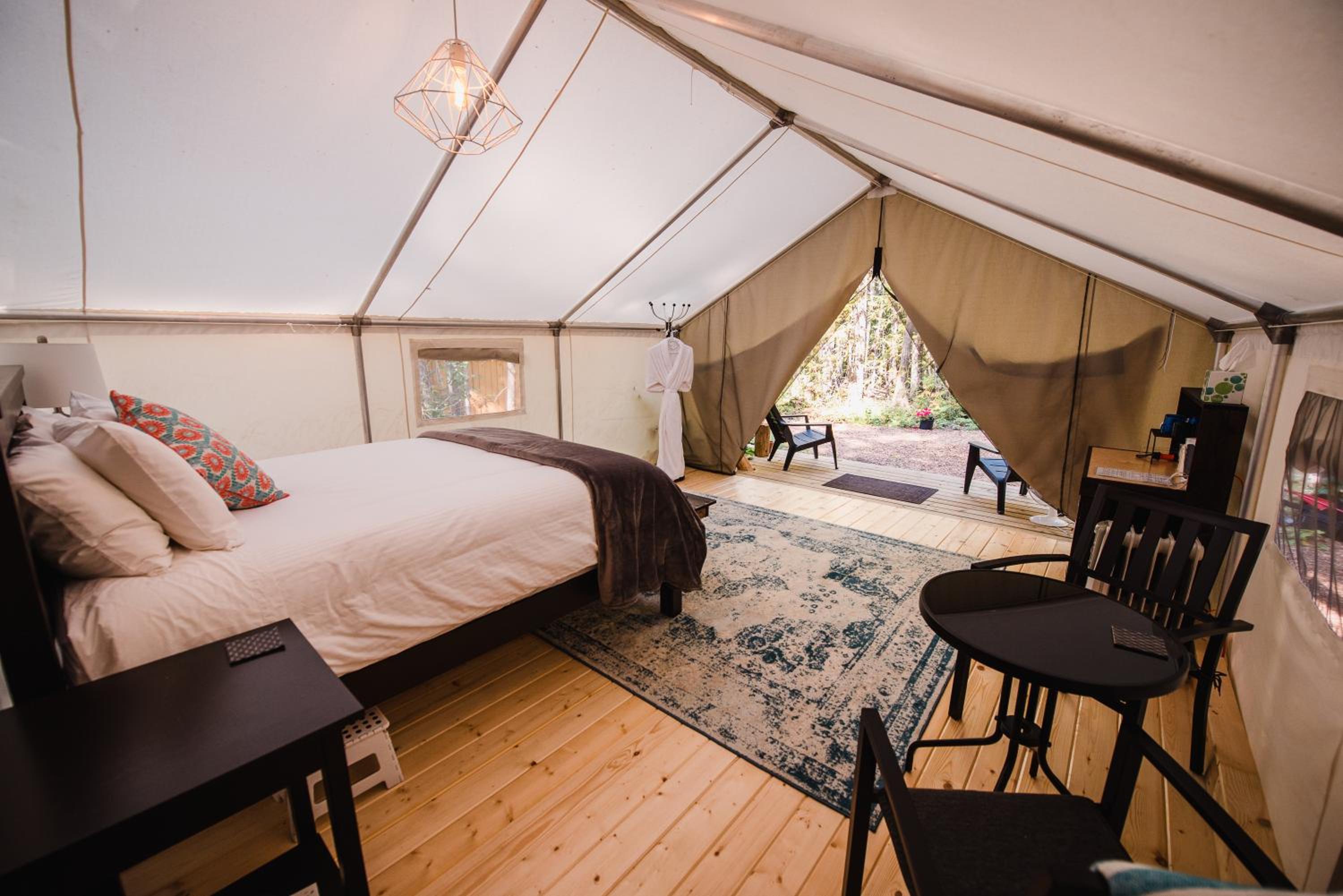 Luxury Tent photo 1