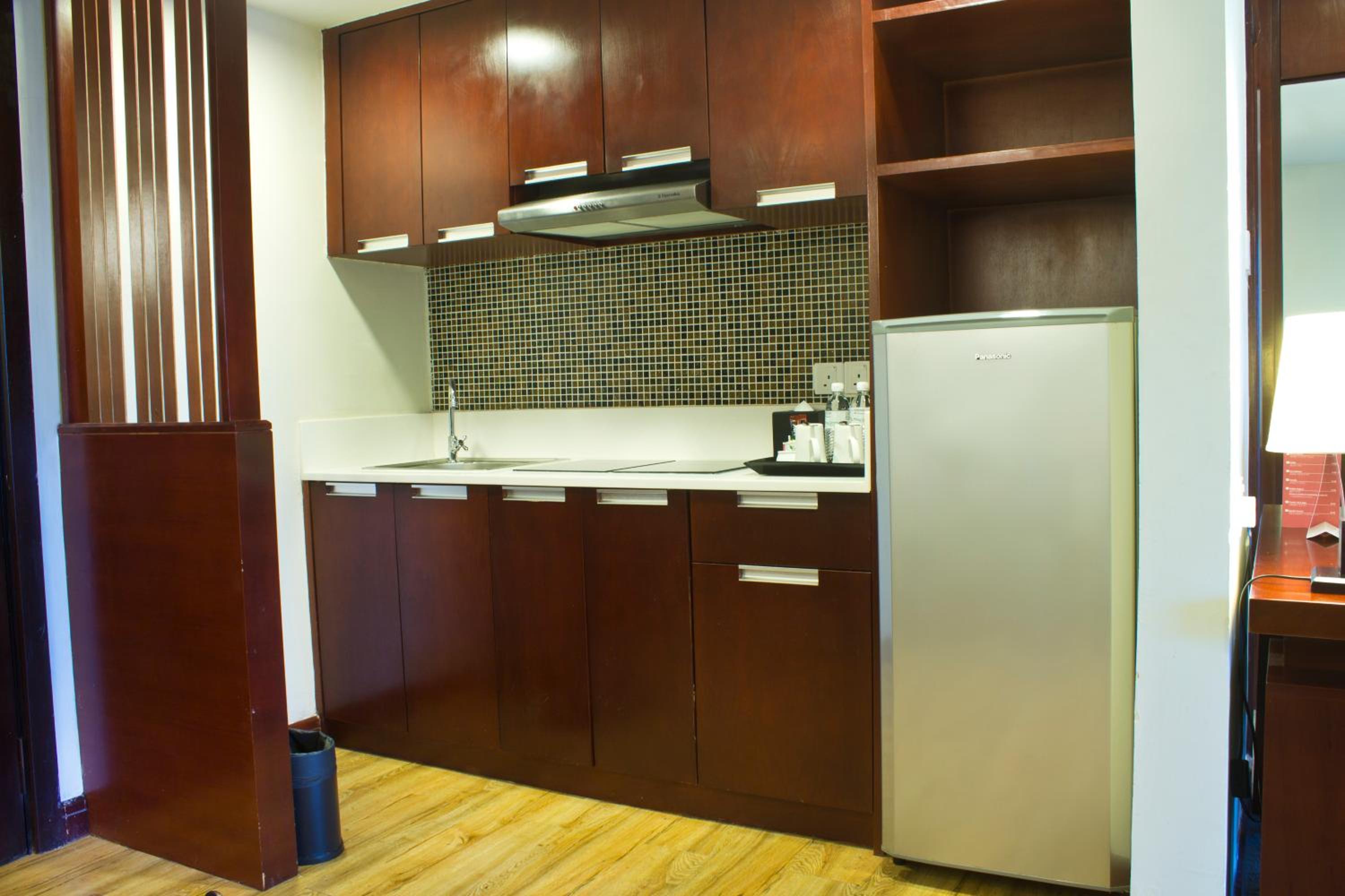 One-Bedroom Superior Residence  - Photo 2