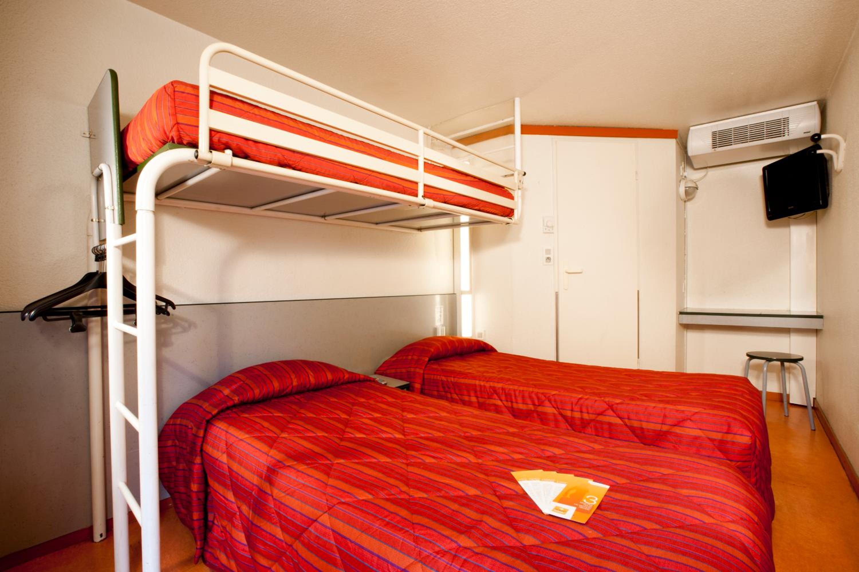 Triple Room - Photo 1