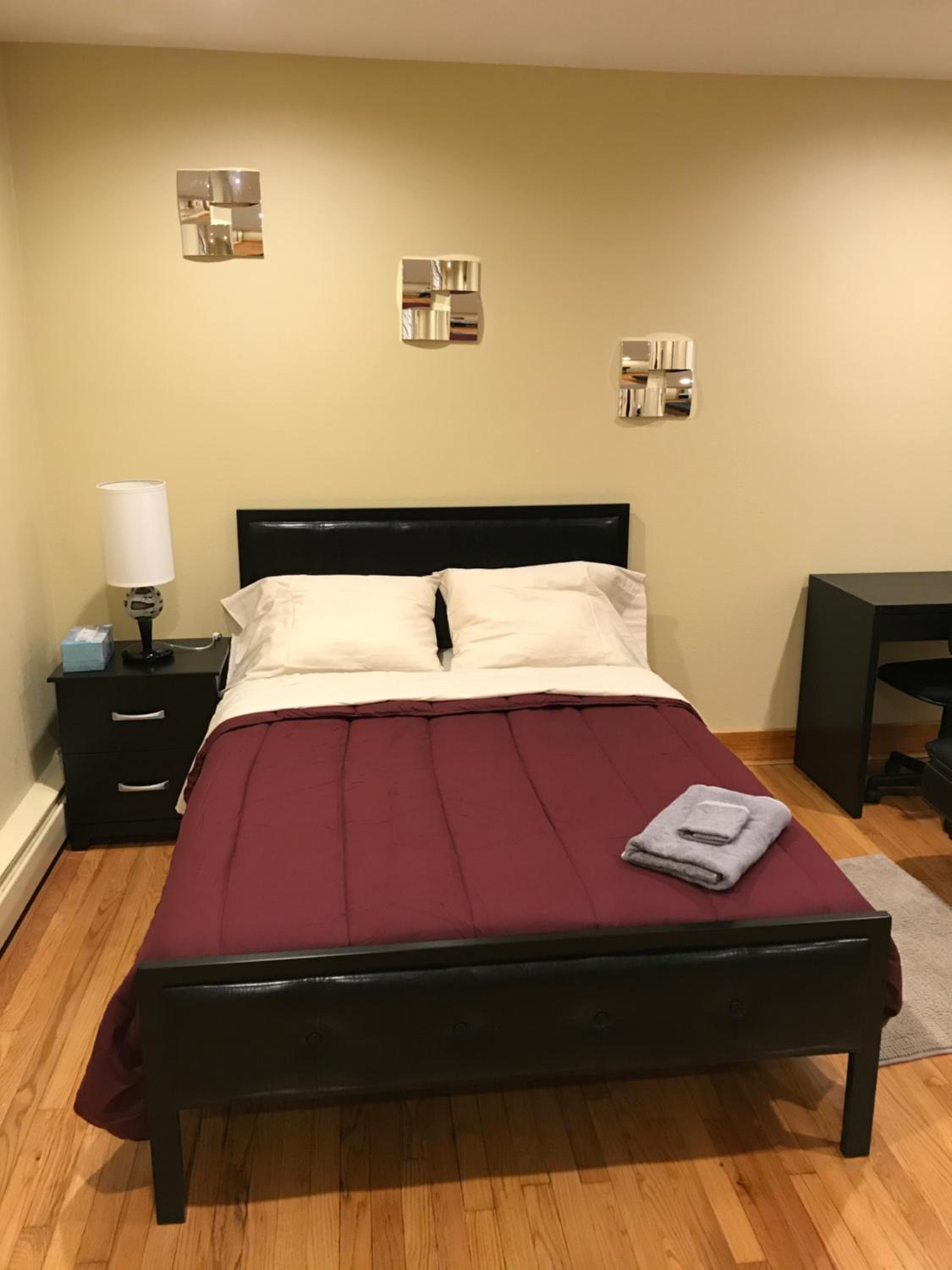 Quadruple Room with Private Bathroom - Photo 14