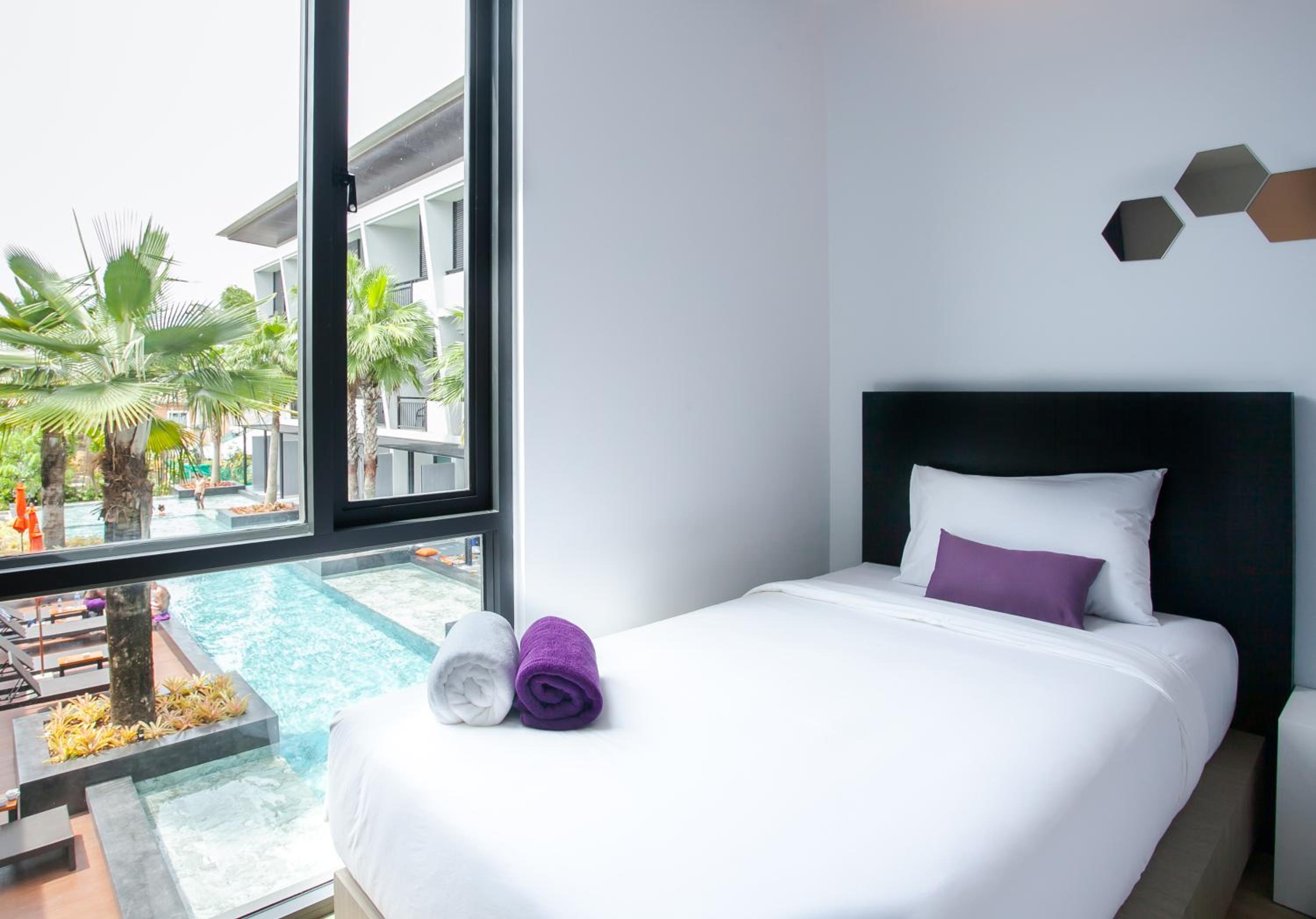 Superior Double Room with Pool View photo 1